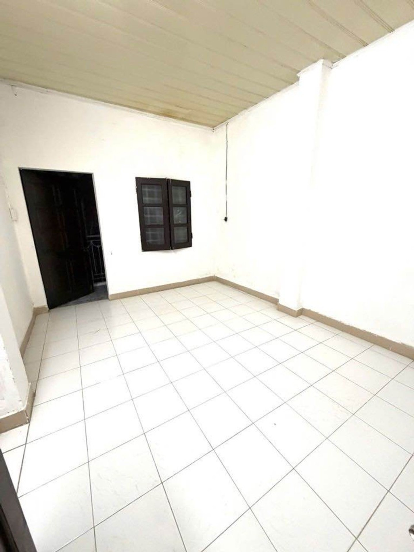 Bán nhà Tôn Đức Thắng - diện tích 25m2 2 tầng - Nhà hai mặt thoáng - giá 6,8 tỷ