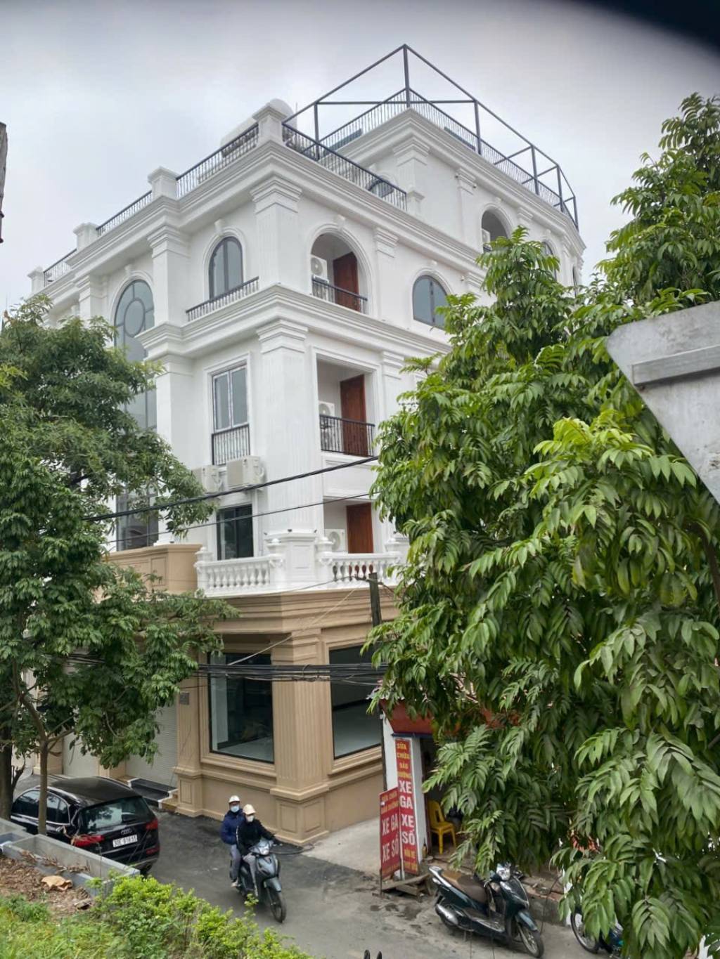 Bán nhà Nguyễn Khoái - diện tích 170m2 6 tầng - Ô tô tránh - giá 65 tỷ