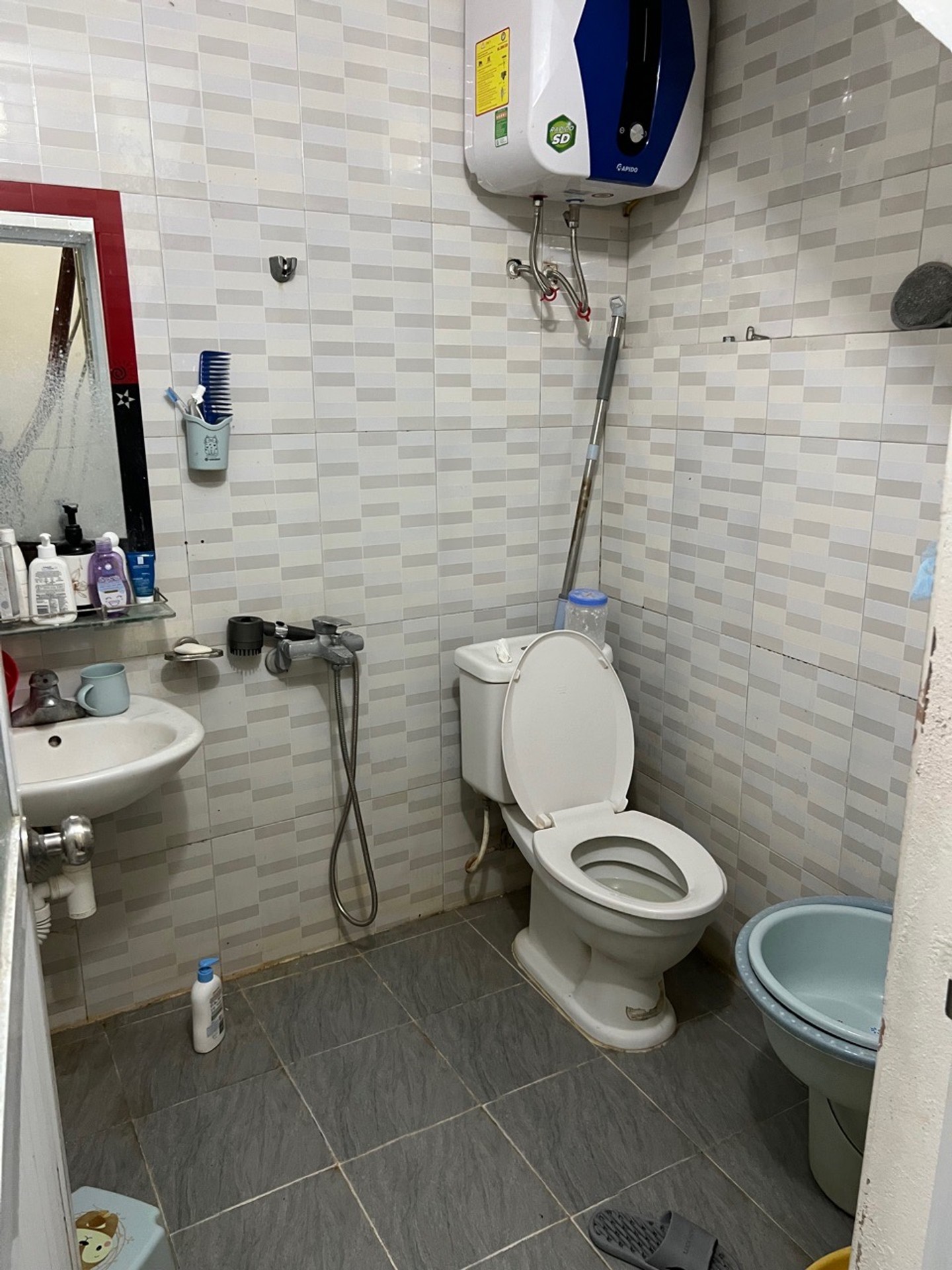 Bán nhà Giếng Mứt - diện tích 30m2 3 tầng - Nhà cũ xác định bán đất - giá 7,8 tỷ