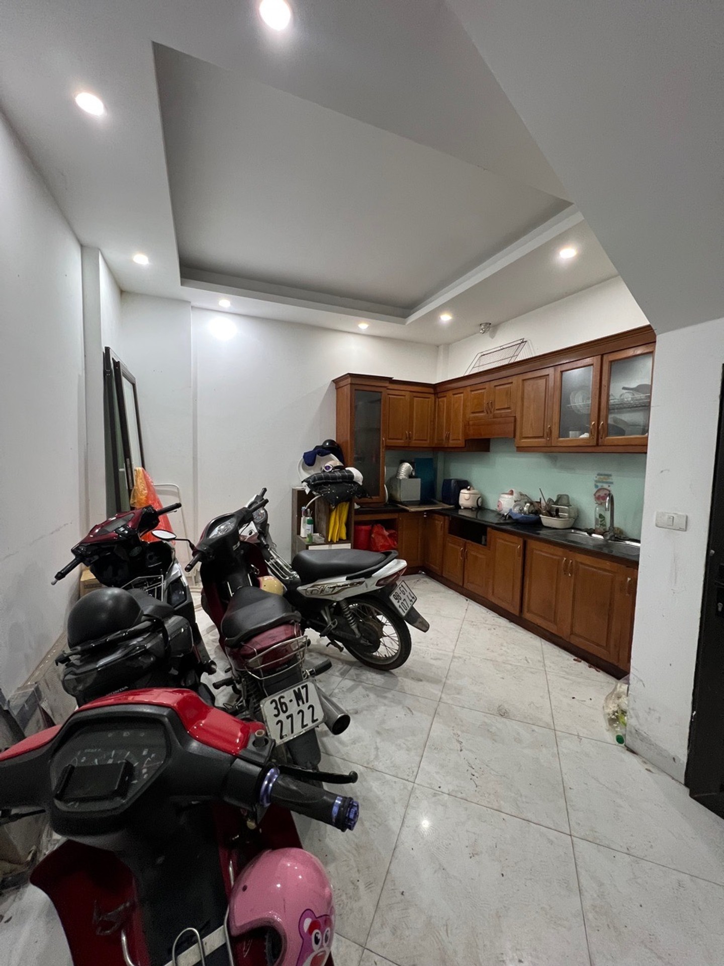 Bán nhà Vĩnh Tuy - diện tích 48m2 5 tầng - nhà đẹp hiếm có - giá 13,8 tỷ