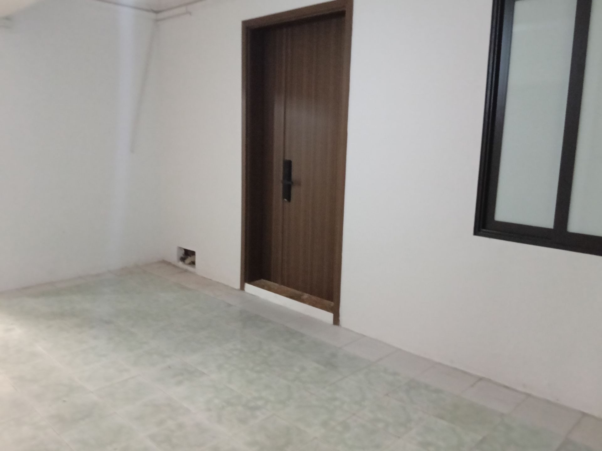 Bán nhà Tân Mai - diện tích 53m2 1 tầng - Nhà đẹp hiếm có - giá 5,0 tỷ