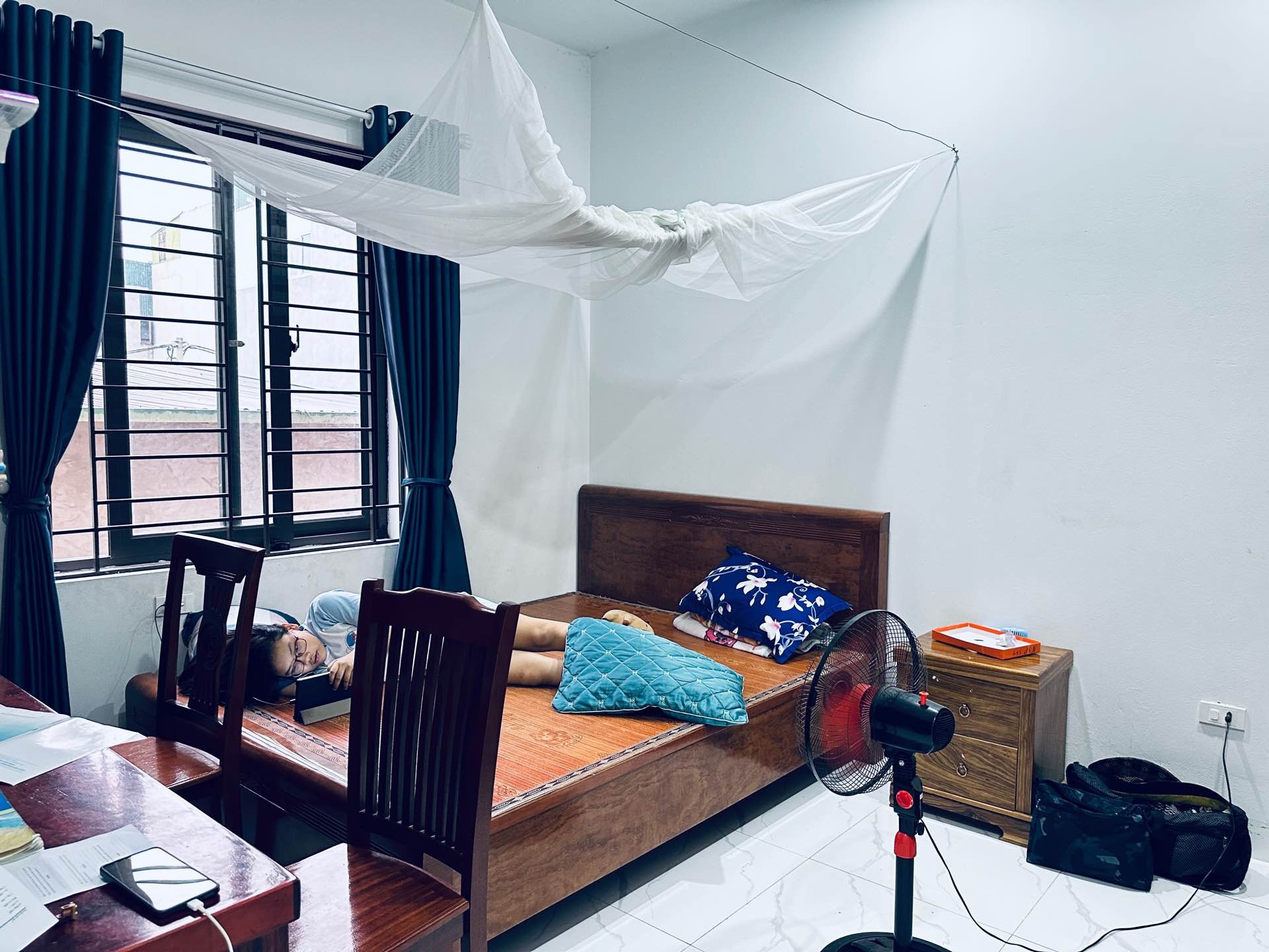 Bán nhà Định Công Hạ - diện tích 71m2 3 tầng - Ô tô đỗ cửa - giá 7,5 tỷ