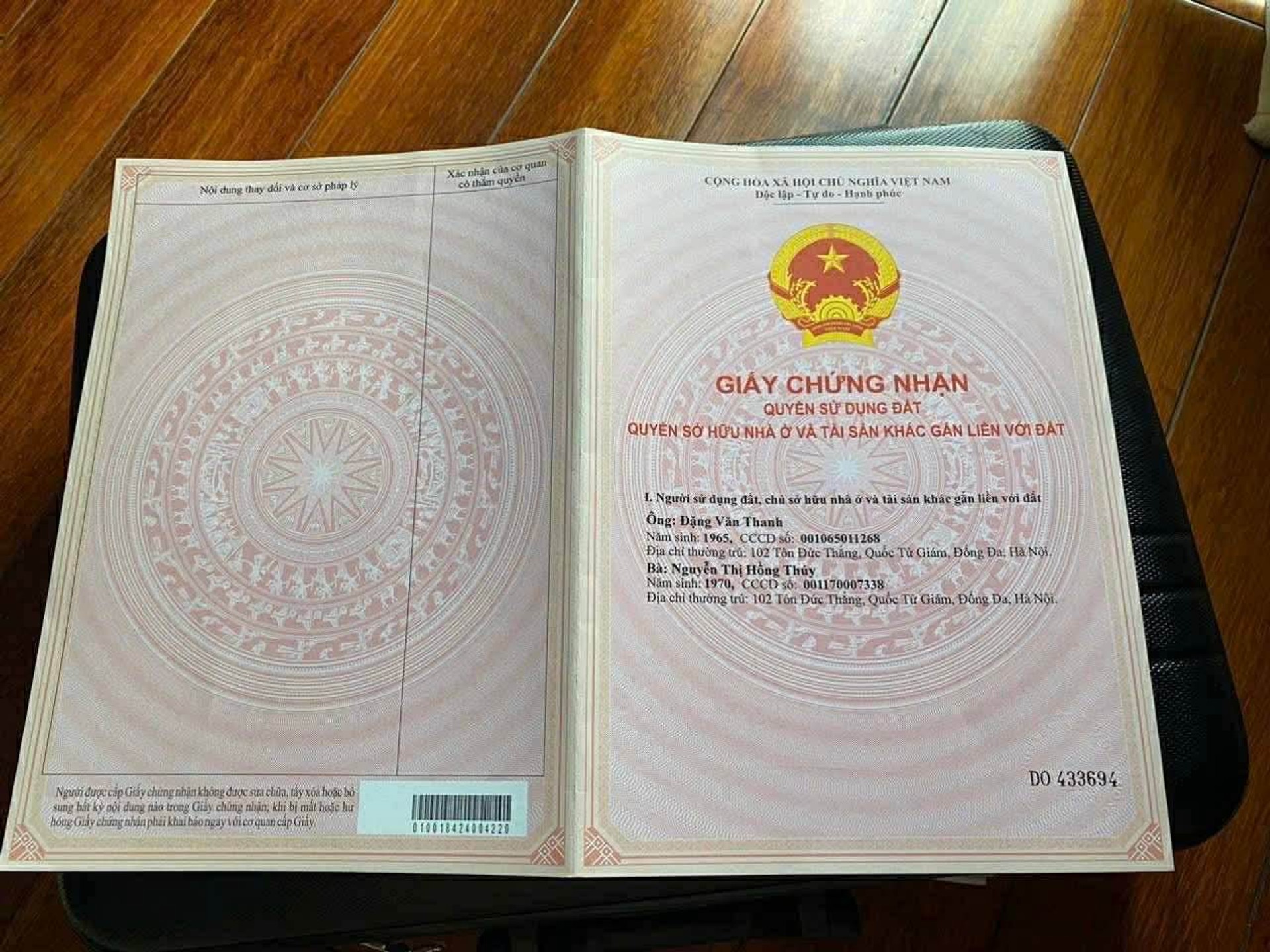 Bán nhà Tôn Đức Thắng - diện tích 51m2 2 tầng - MẶT PHỐ - KINH DOANH - VỈA HÈ Rộng - giá 31,2 tỷ