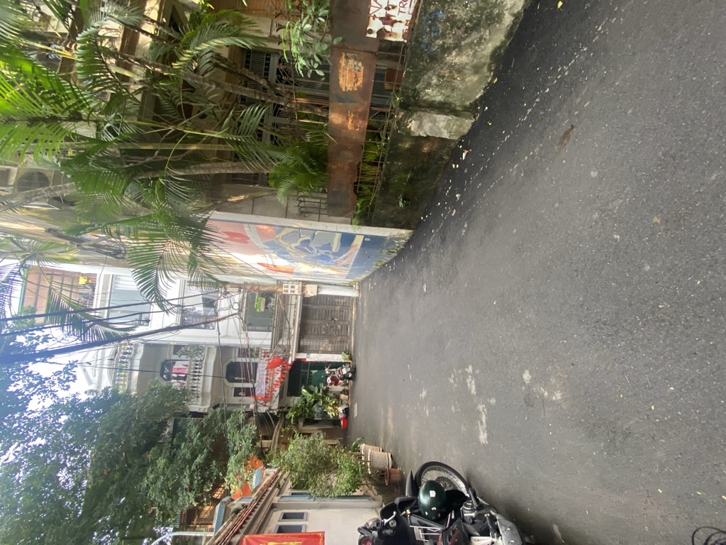 Bán nhà Đê La Thành - diện tích 90m2 5 tầng - Ô TÔ ĐỖ CỔNG - giá 28,5 tỷ