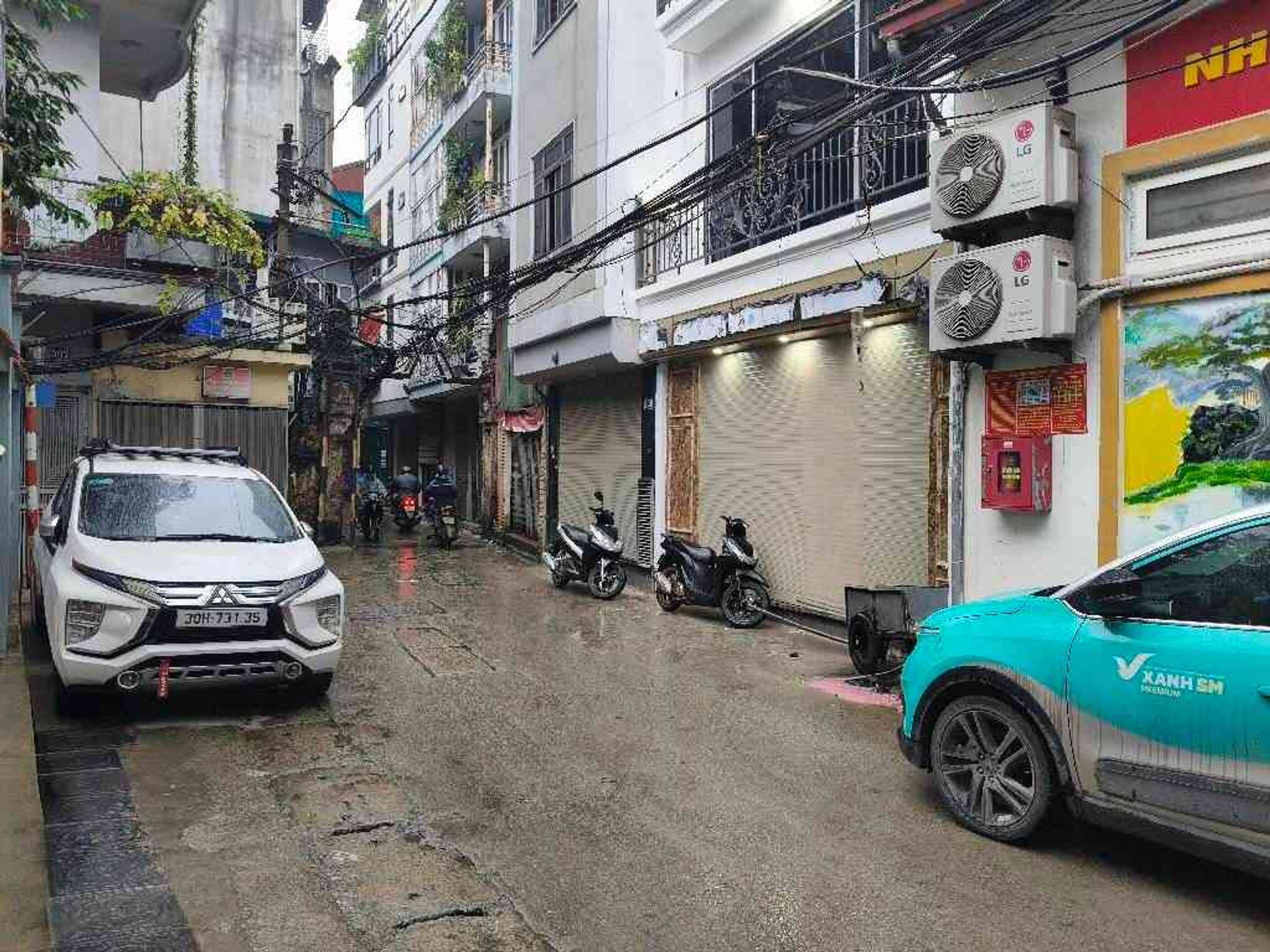 Bán nhà Hai Bà Trưng - diện tích 32m2 5 tầng - Mặt ngõ thông kinh doanh - giá 8,68 tỷ
