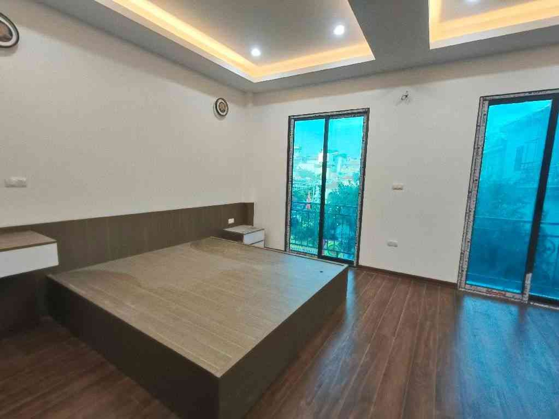 Bán nhà Hai Bà Trưng - diện tích 32m2 5 tầng - Mặt ngõ thông kinh doanh - giá 8,68 tỷ