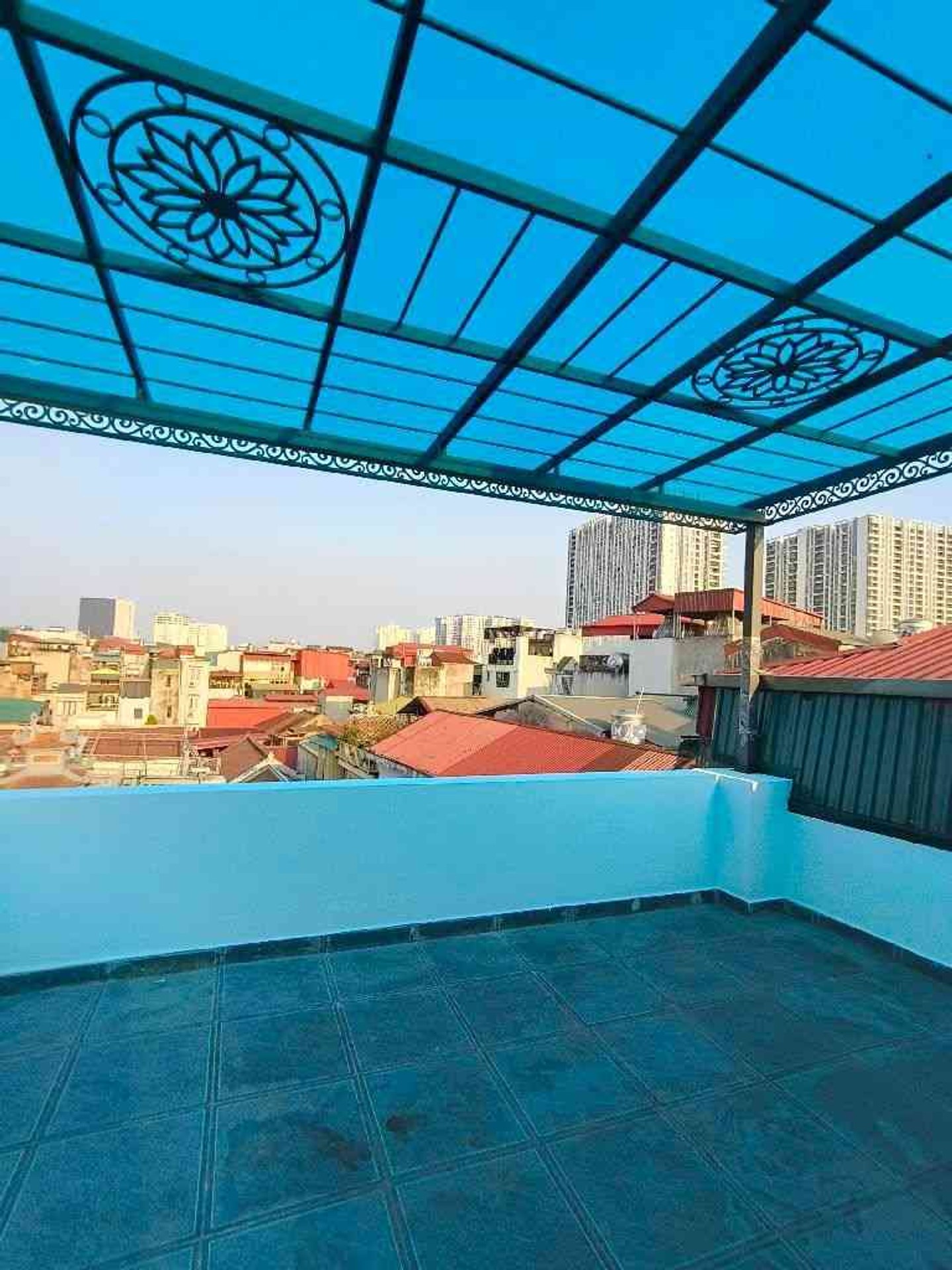 Bán nhà Hai Bà Trưng - diện tích 32m2 5 tầng - Mặt ngõ thông kinh doanh - giá 8,68 tỷ