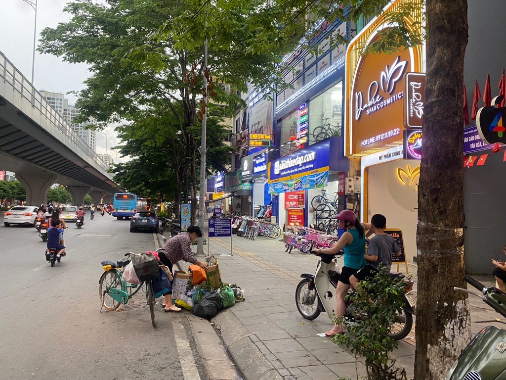 Bán nhà Minh Khai - diện tích 117m2 1 tầng - mặt phố lớn quy hoạch ổn định - giá 40,5 tỷ