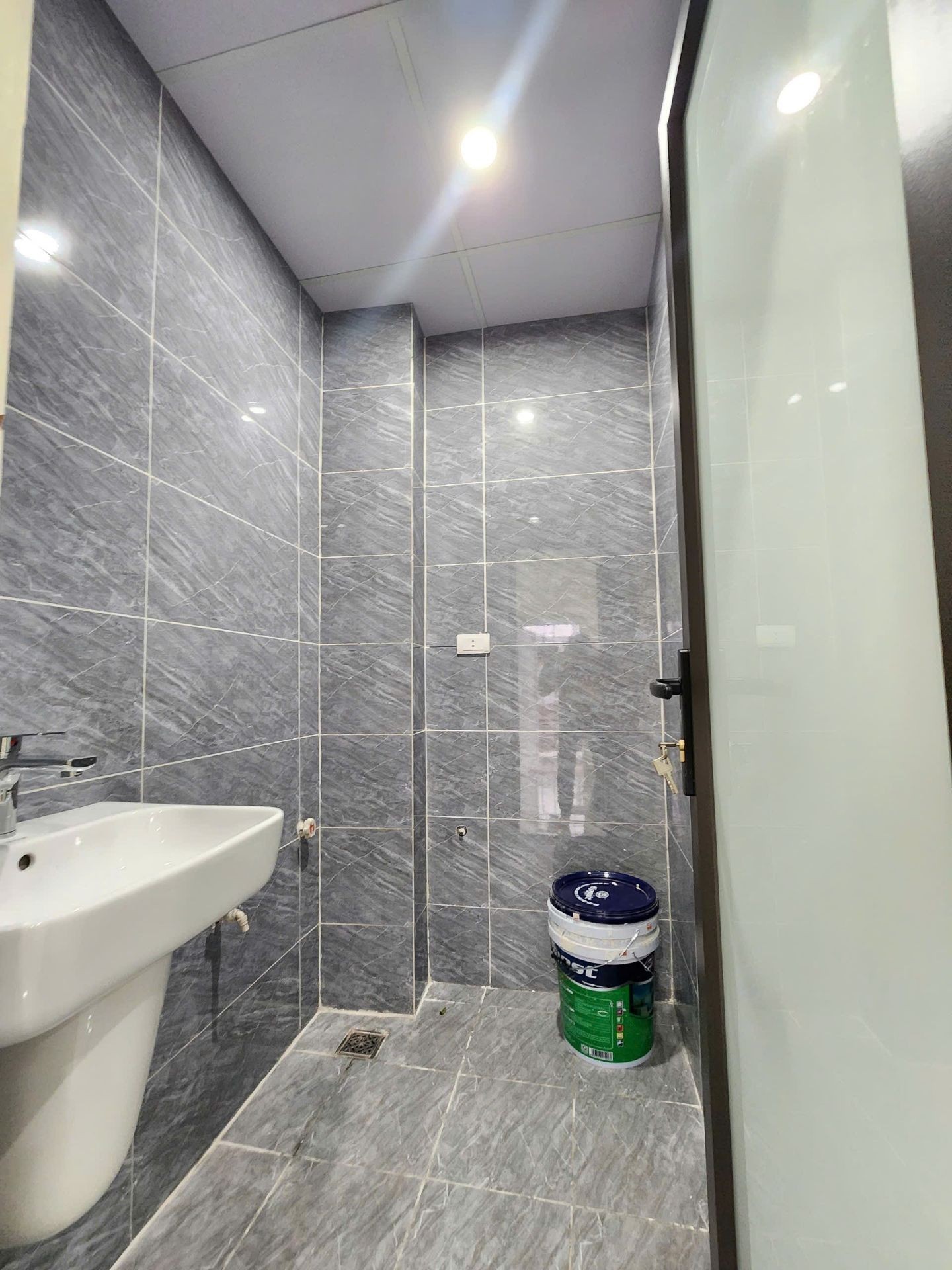 Bán nhà Nguyễn Đức Cảnh - diện tích 20m2 5 tầng - Ô tô nhỏ đỗ - giá 6,85 tỷ