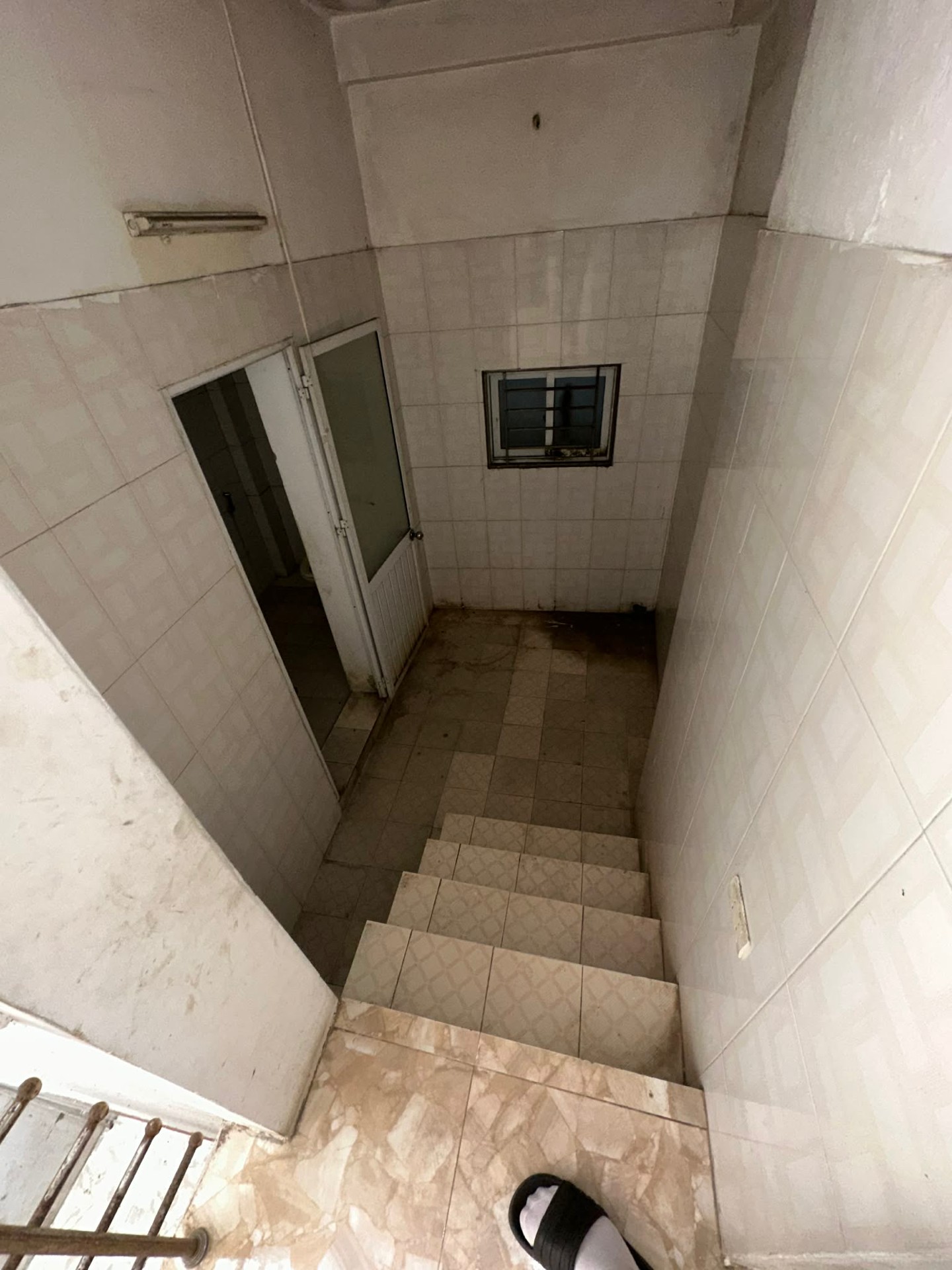 Bán nhà Tạ Quang Bửu - diện tích 80m2 2 tầng - 2 mặt thoáng - giá 33,9 tỷ