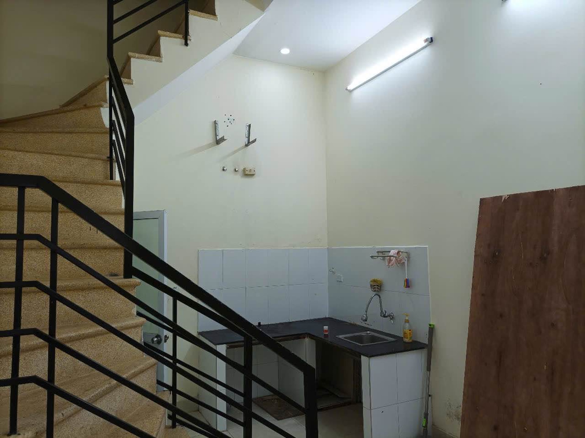 Bán nhà Tam Trinh - diện tích 30m2 2 tầng - Nhà lô góc, kinh doanh đỉnh - giá 9 tỷ