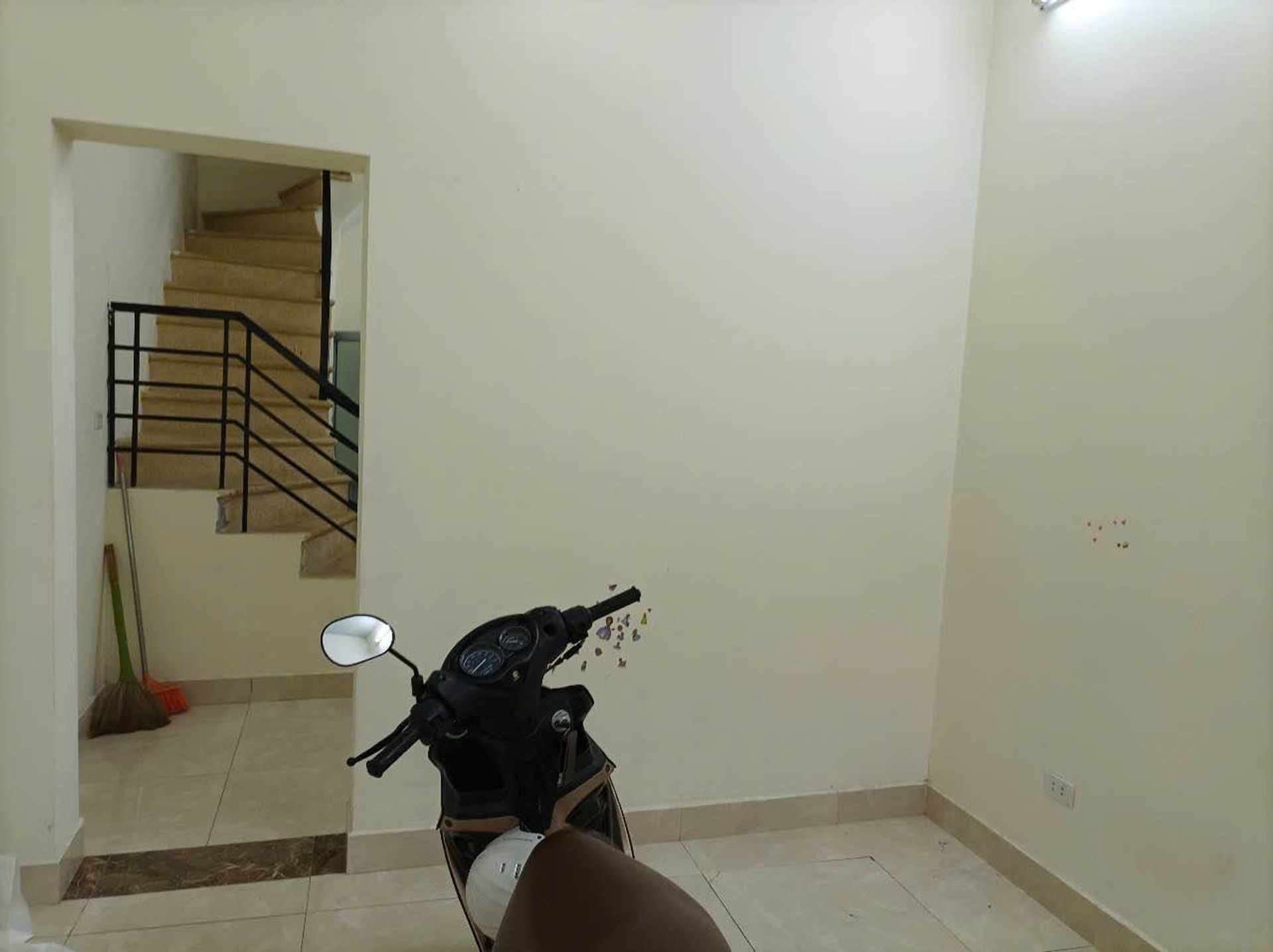 Bán nhà Tam Trinh - diện tích 30m2 2 tầng - Nhà lô góc, kinh doanh đỉnh - giá 9 tỷ