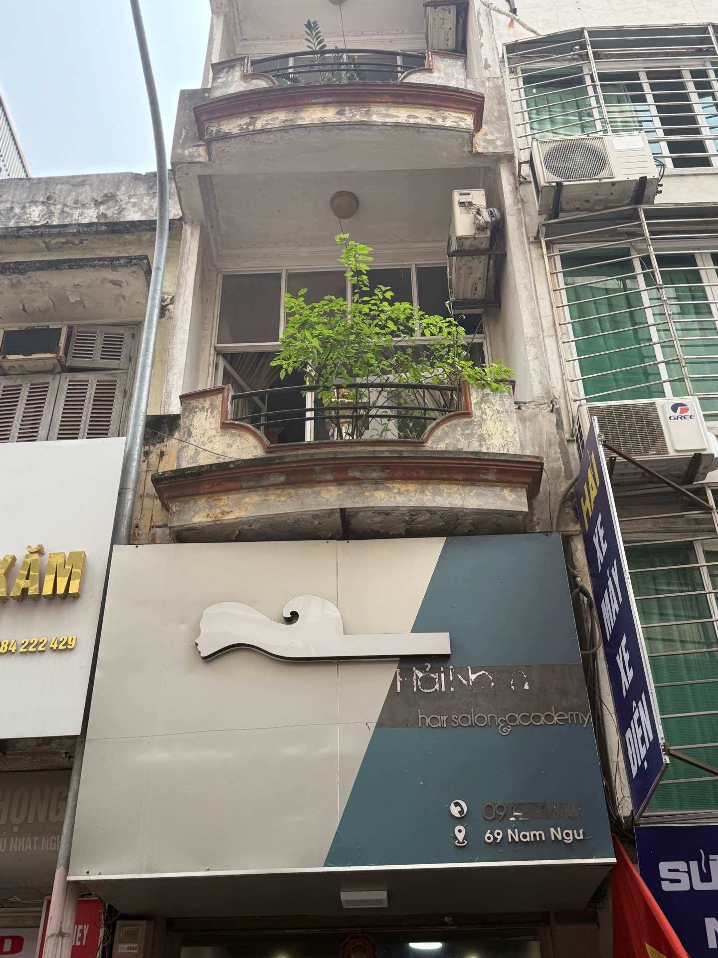 Bán nhà Nam Ngư - diện tích 60m2 4 tầng - ô tô tránh - giá 28 tỷ