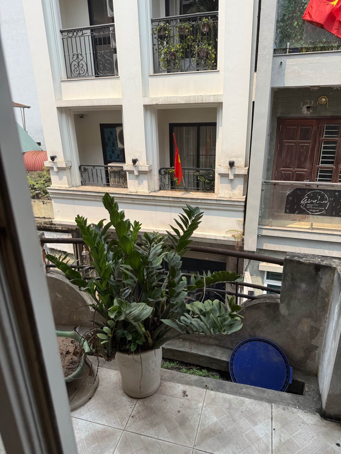 Bán nhà Nam Ngư - diện tích 60m2 4 tầng - ô tô tránh - giá 28 tỷ