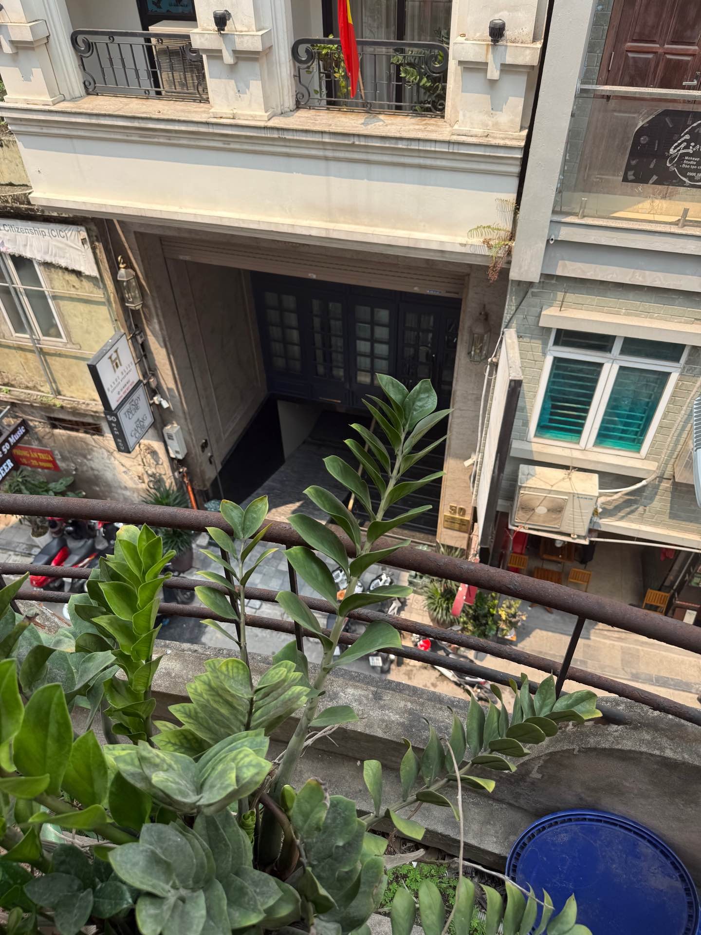 Bán nhà Nam Ngư - diện tích 60m2 4 tầng - ô tô tránh - giá 28 tỷ