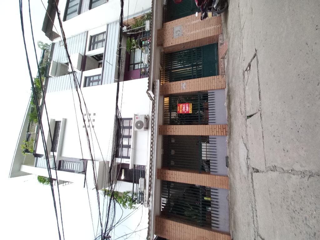 Bán nhà Bằng Liệt - diện tích 112m2 5 tầng - Lô góc 2 mặt thoáng - giá 26,5 tỷ