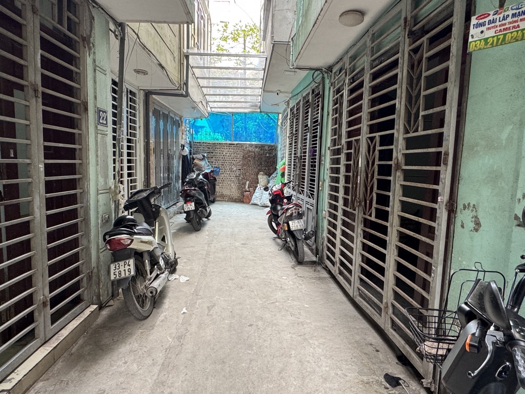 Bán nhà Giáp Nhị - diện tích 30m2 5 tầng - Mặt ngõ ba gác đỗ cửa - giá 6,7 tỷ