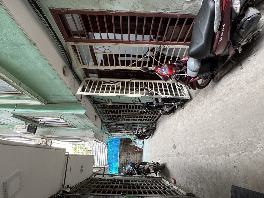 Bán nhà Giáp Nhị - diện tích 30m2 5 tầng - Mặt ngõ ba gác đỗ cửa - giá 6,7 tỷ