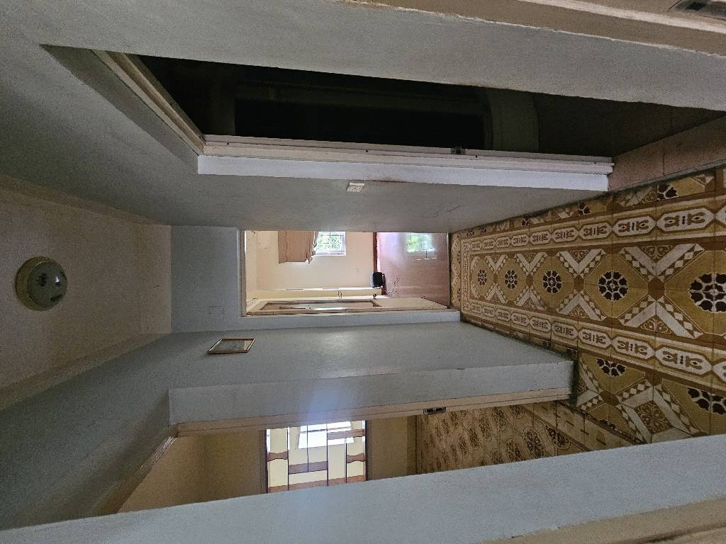 Bán nhà Kim Ngưu - diện tích 176m2 4 tầng - Ô Tô Vào Nhà - giá 36,8 tỷ