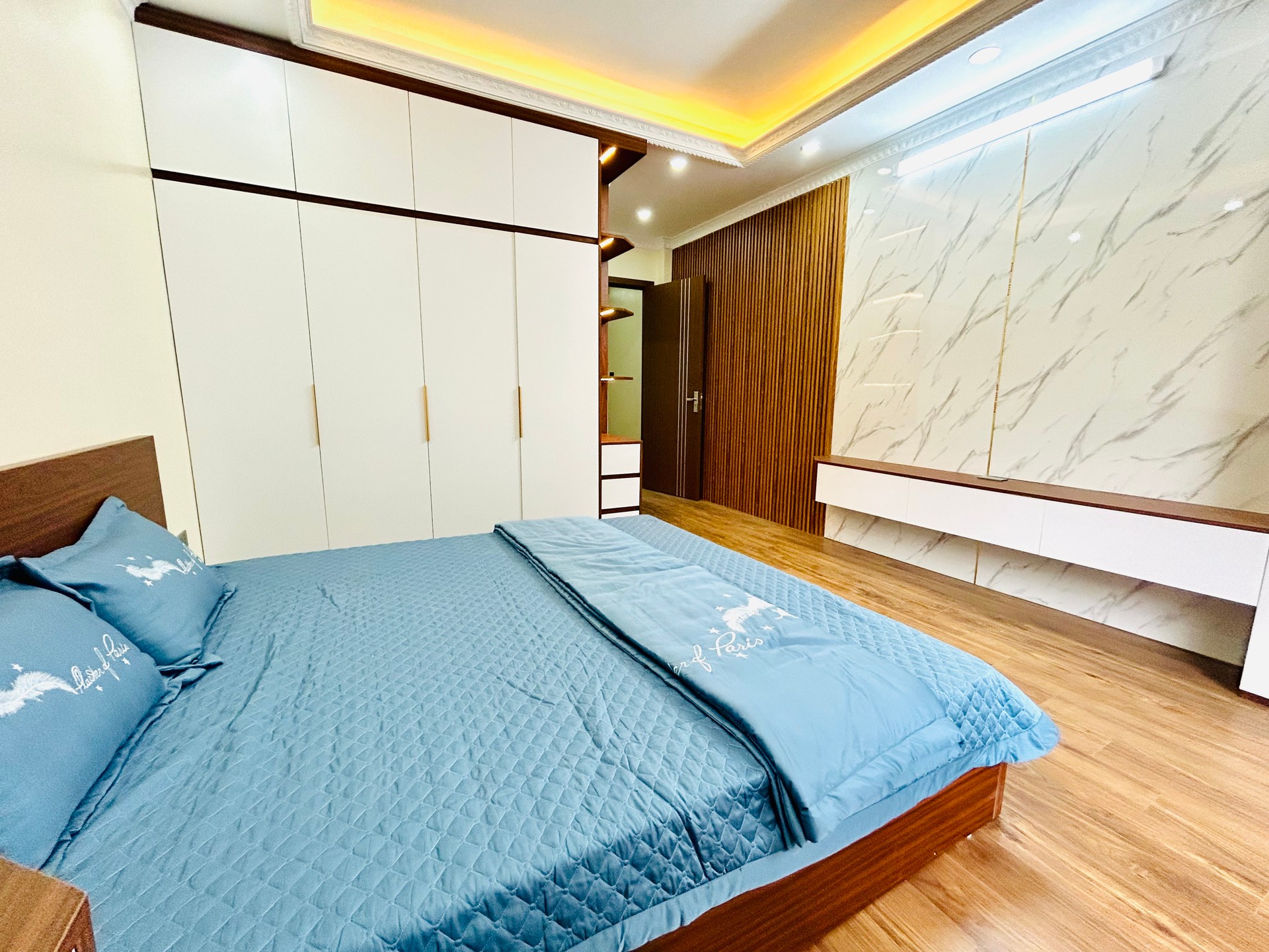Bán nhà Thanh Đàm - diện tích 60m2 5 tầng - Ô tô - giá 16,3 tỷ