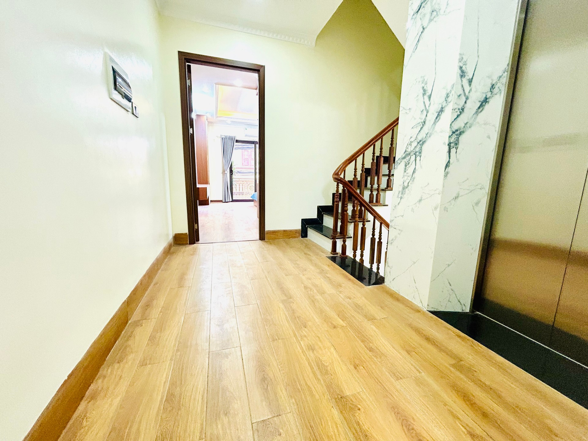 Bán nhà Thanh Đàm - diện tích 60m2 5 tầng - Ô tô - giá 16,3 tỷ