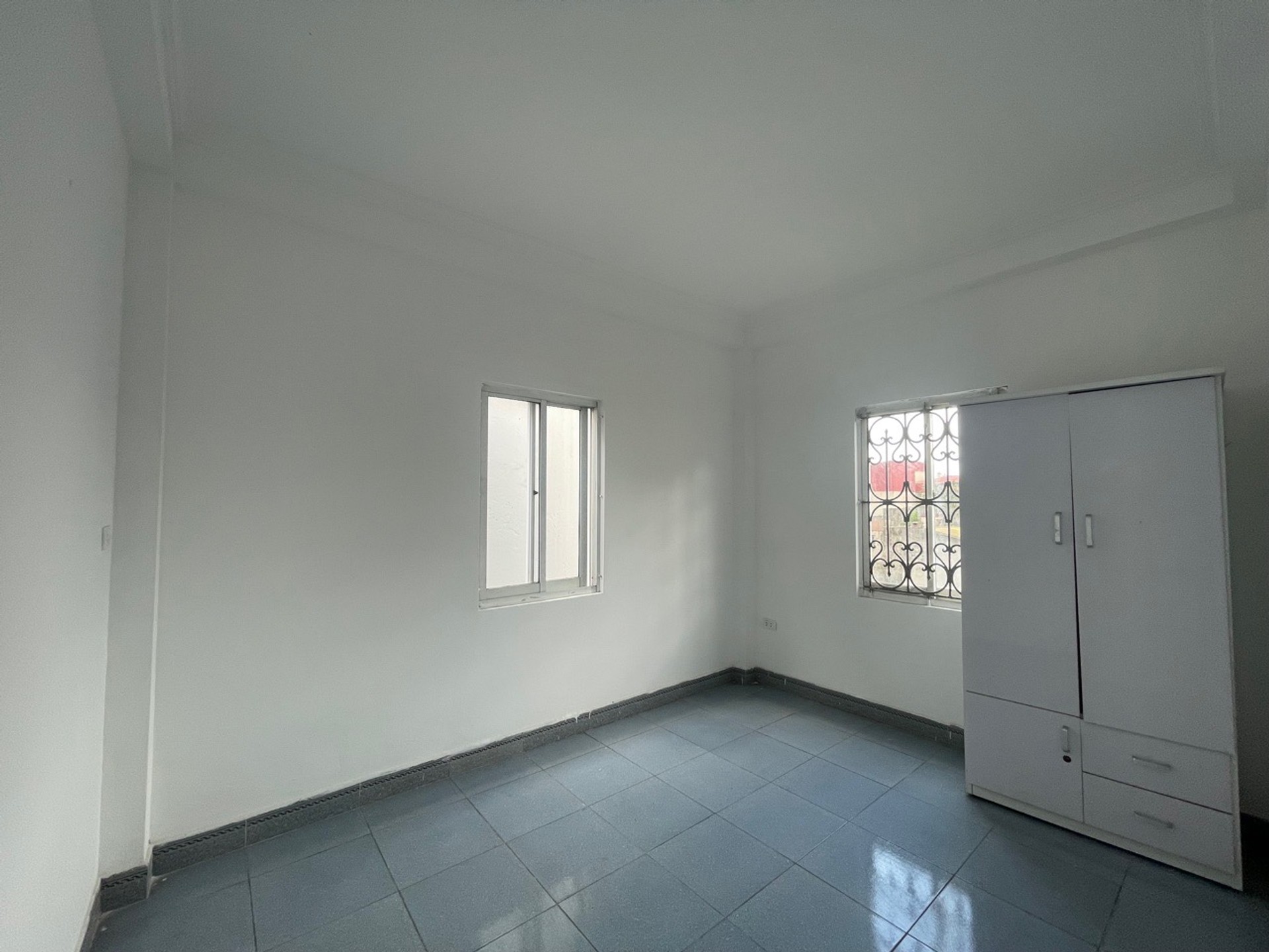 Bán nhà Hai Bà Trưng - diện tích 41m2 5 tầng - Lô góc 3 thoáng - giá 10,4 tỷ