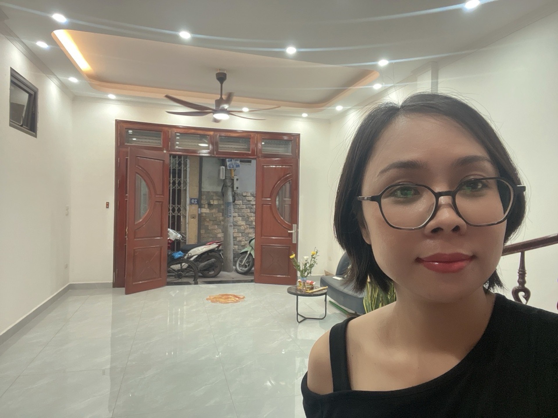 Bán nhà Hai Bà Trưng - diện tích 41m2 5 tầng - Lô góc 3 thoáng - giá 10,4 tỷ