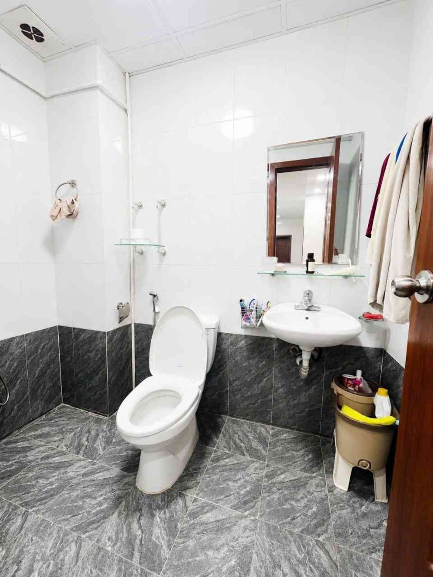 Bán nhà Nghiêm Xuân Yêm - diện tích 73m2 1 tầng - Lô góc thoáng sáng - giá 4,75 tỷ