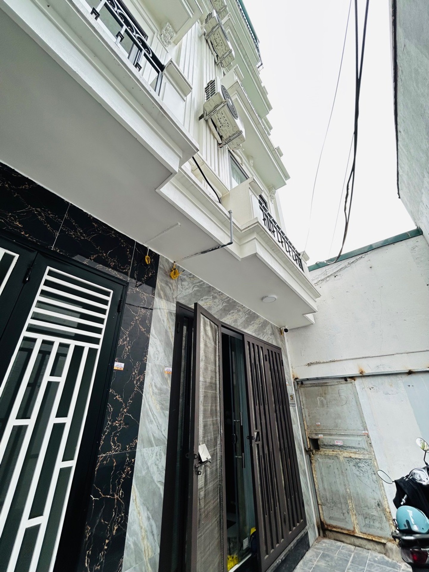 Bán nhà Nam Dư - diện tích 30m2 5 tầng - Nhà mới, đủ công năng - giá 7,5 tỷ