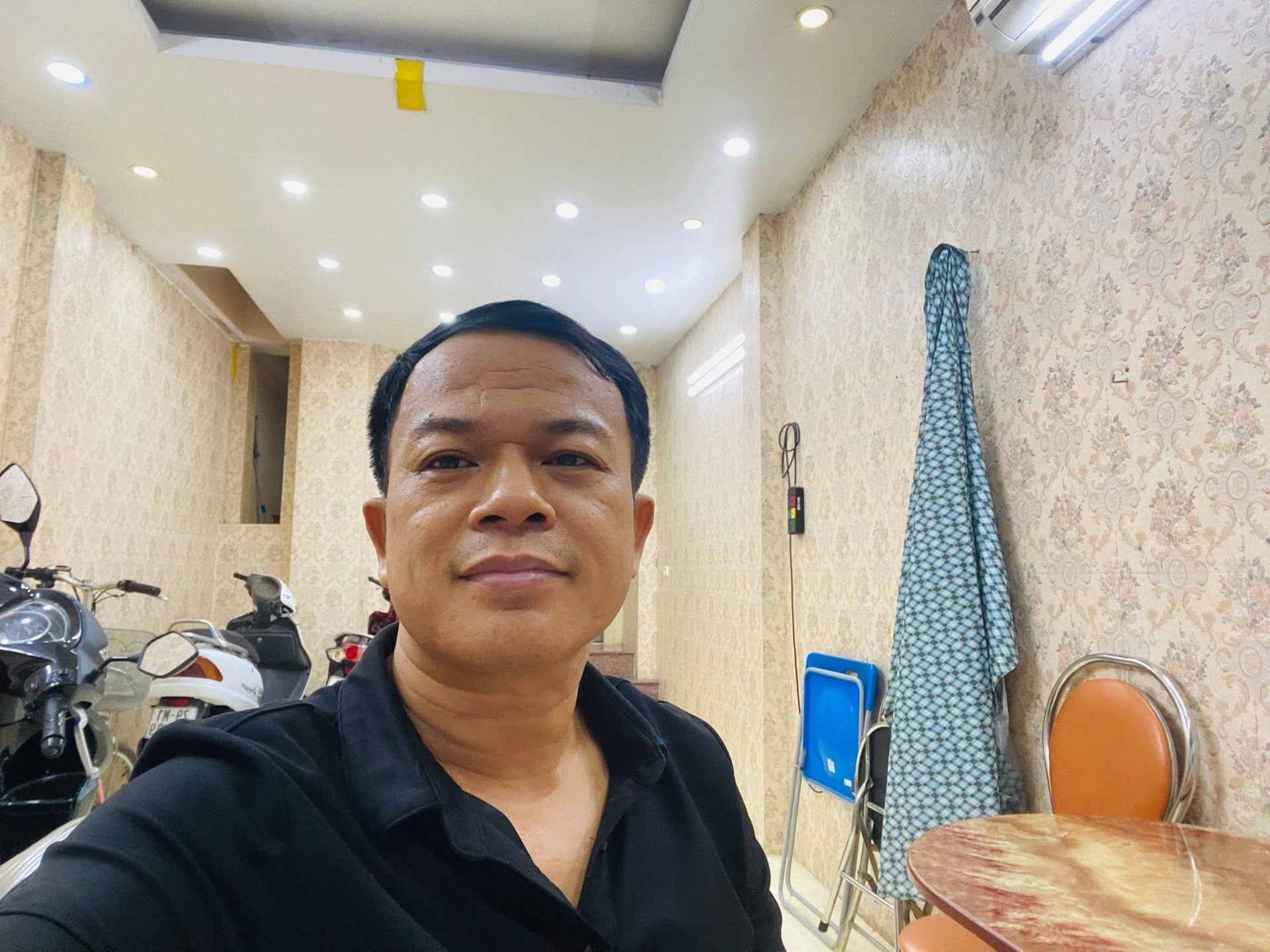 Bán nhà Thanh Nhàn - diện tích 38m2 7 tầng - Mặt phố kinh doanh sầm uất - giá 25,5 tỷ