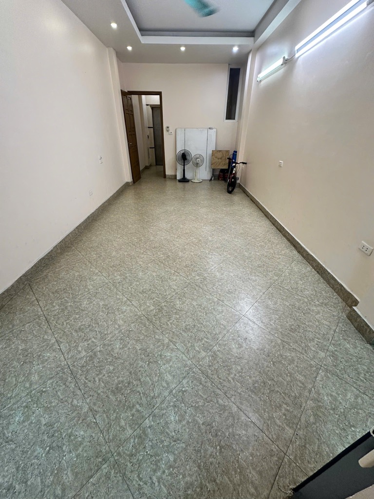 Bán nhà Thanh Nhàn - diện tích 38m2 7 tầng - Mặt phố kinh doanh sầm uất - giá 25,5 tỷ