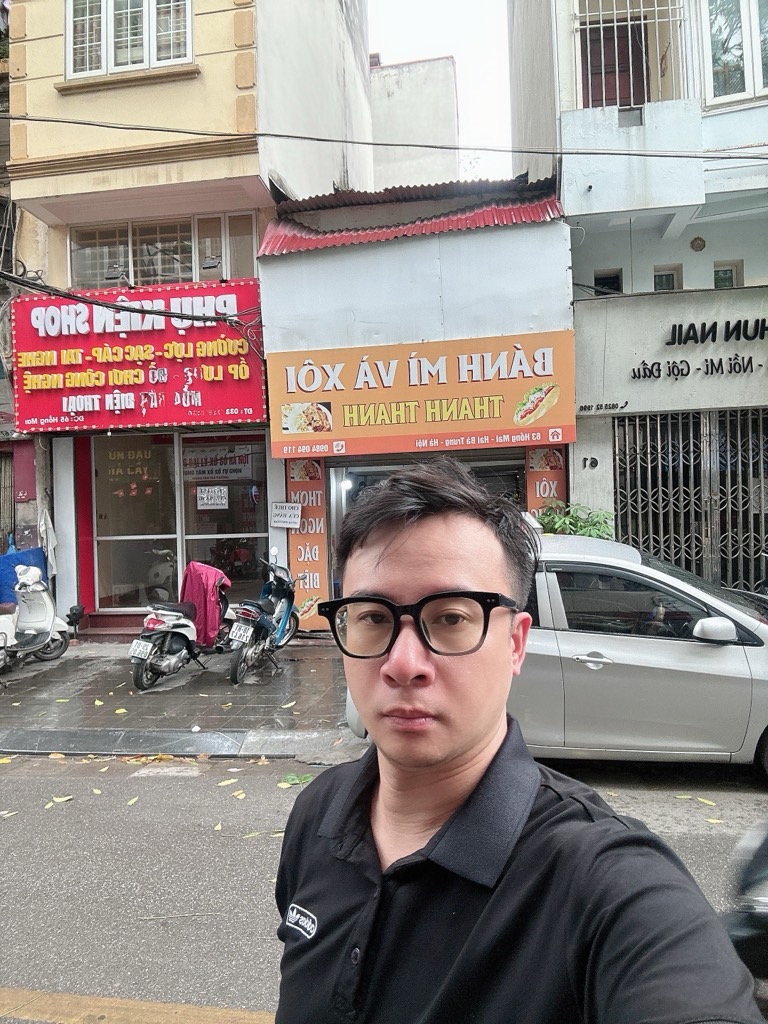 Bán nhà Hồng Mai - diện tích 28m2 2 tầng - Mặt phố kinh doanh sầm uất - giá 10,5 tỷ
