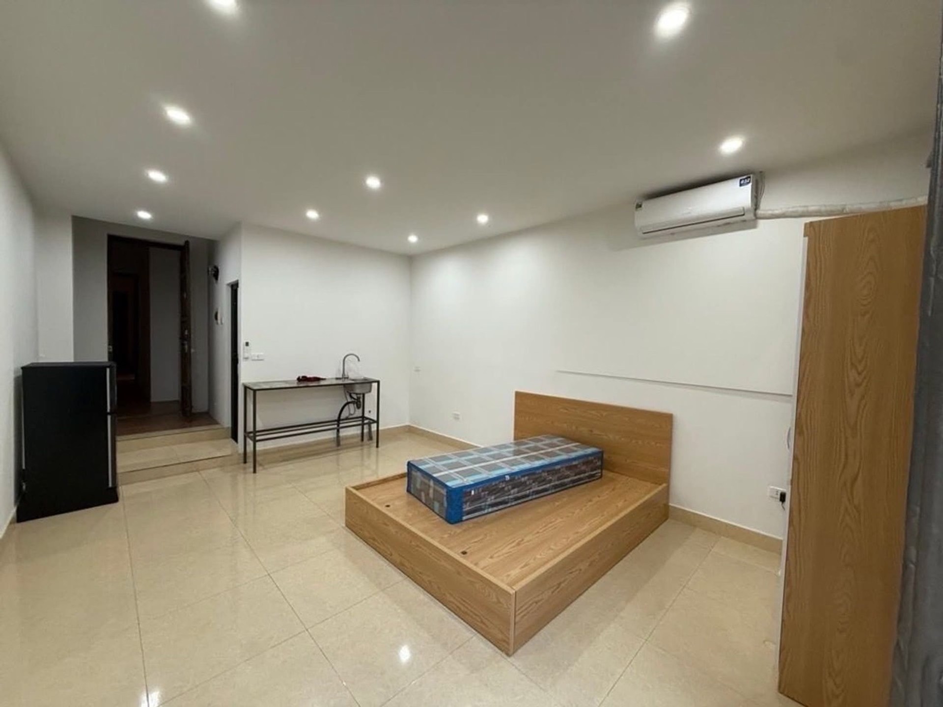 Bán nhà Đại Từ - diện tích 85m2 4 tầng - Mặt phố kinh doanh đỉnh - giá 25 tỷ