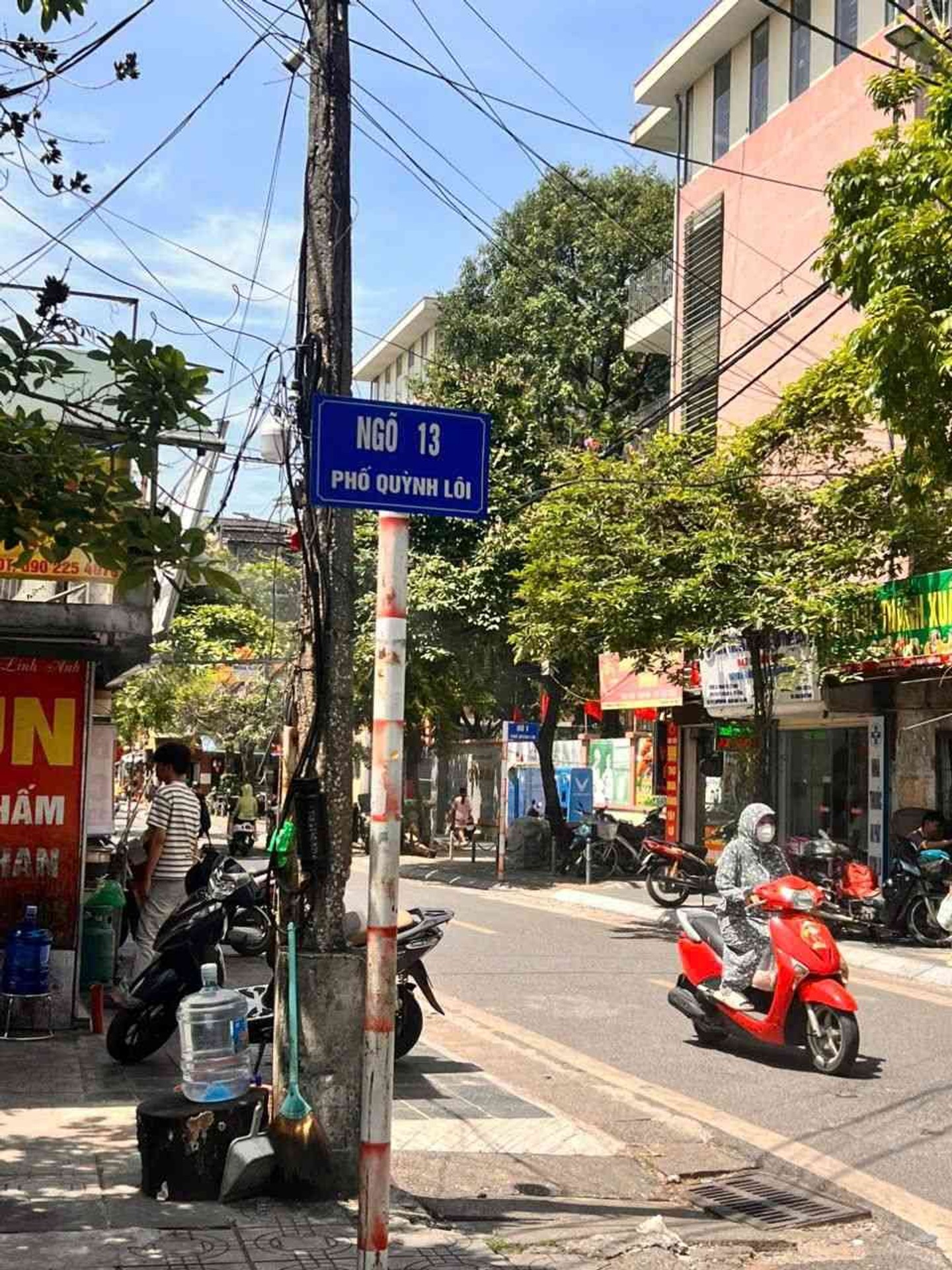 Bán nhà Quỳnh Lôi - diện tích 60m2 1 tầng - Ô tô tránh - giá 4,8 tỷ