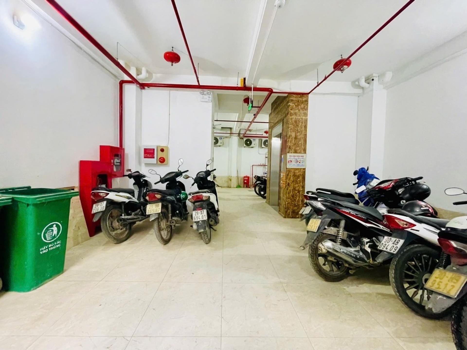 Bán nhà Triều Khúc - diện tích 74m2 8 tầng - Thang máy - giá 20,5 tỷ