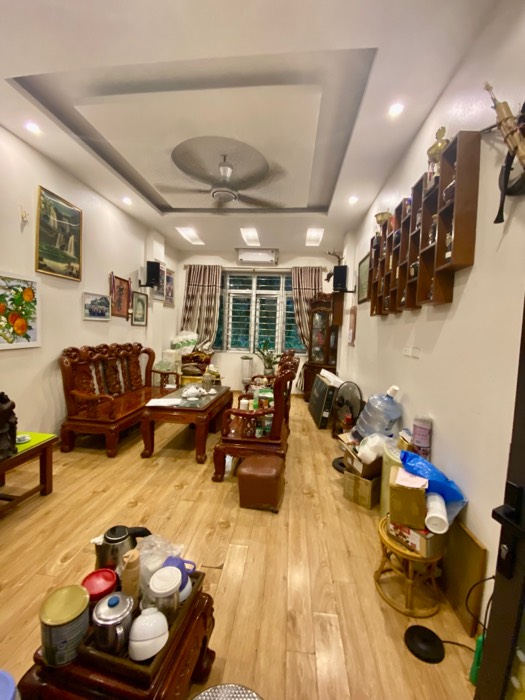 Bán nhà Chùa Bộc - diện tích 42m2 7 tầng - Nhà mặt phố kinh doanh quần áo sầm uất - giá 35 tỷ