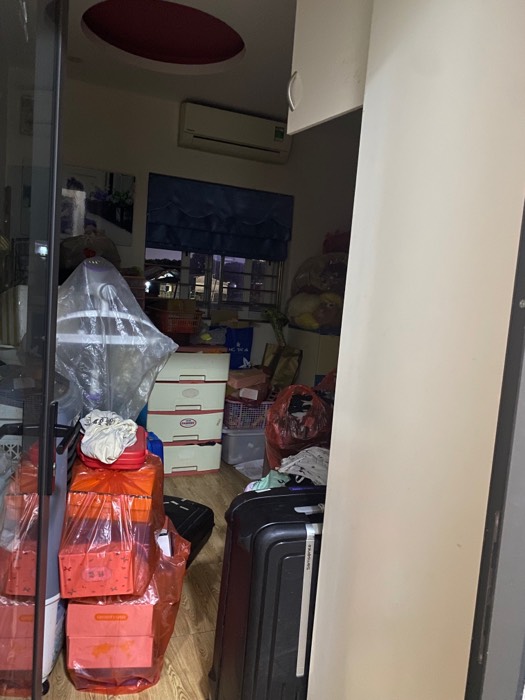 Bán nhà Chùa Bộc - diện tích 42m2 7 tầng - Nhà mặt phố kinh doanh quần áo sầm uất - giá 35 tỷ