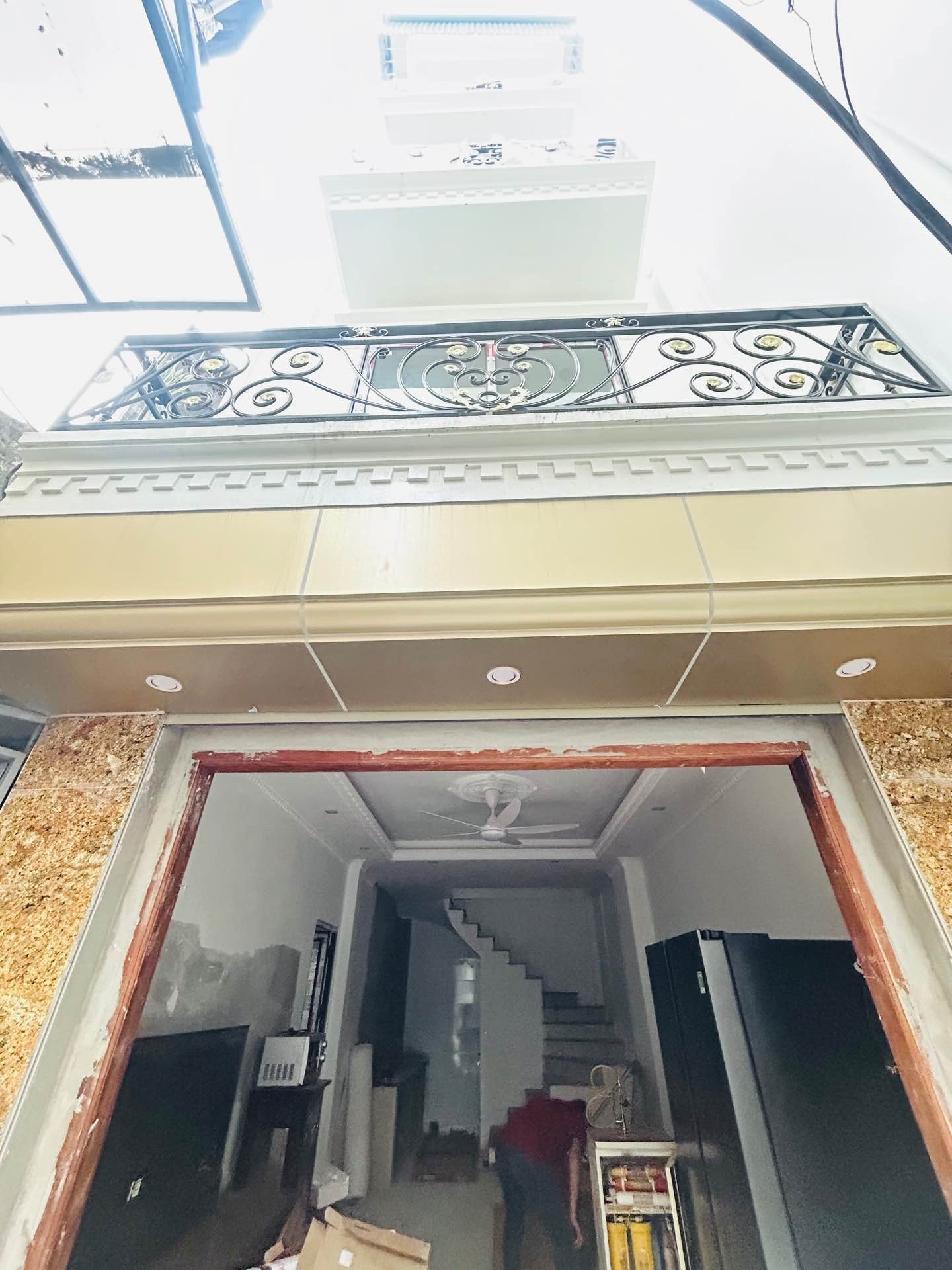 Bán nhà Nguyễn Khoái - diện tích 45m2 5 tầng - Gần ô tô - giá 6,8 tỷ