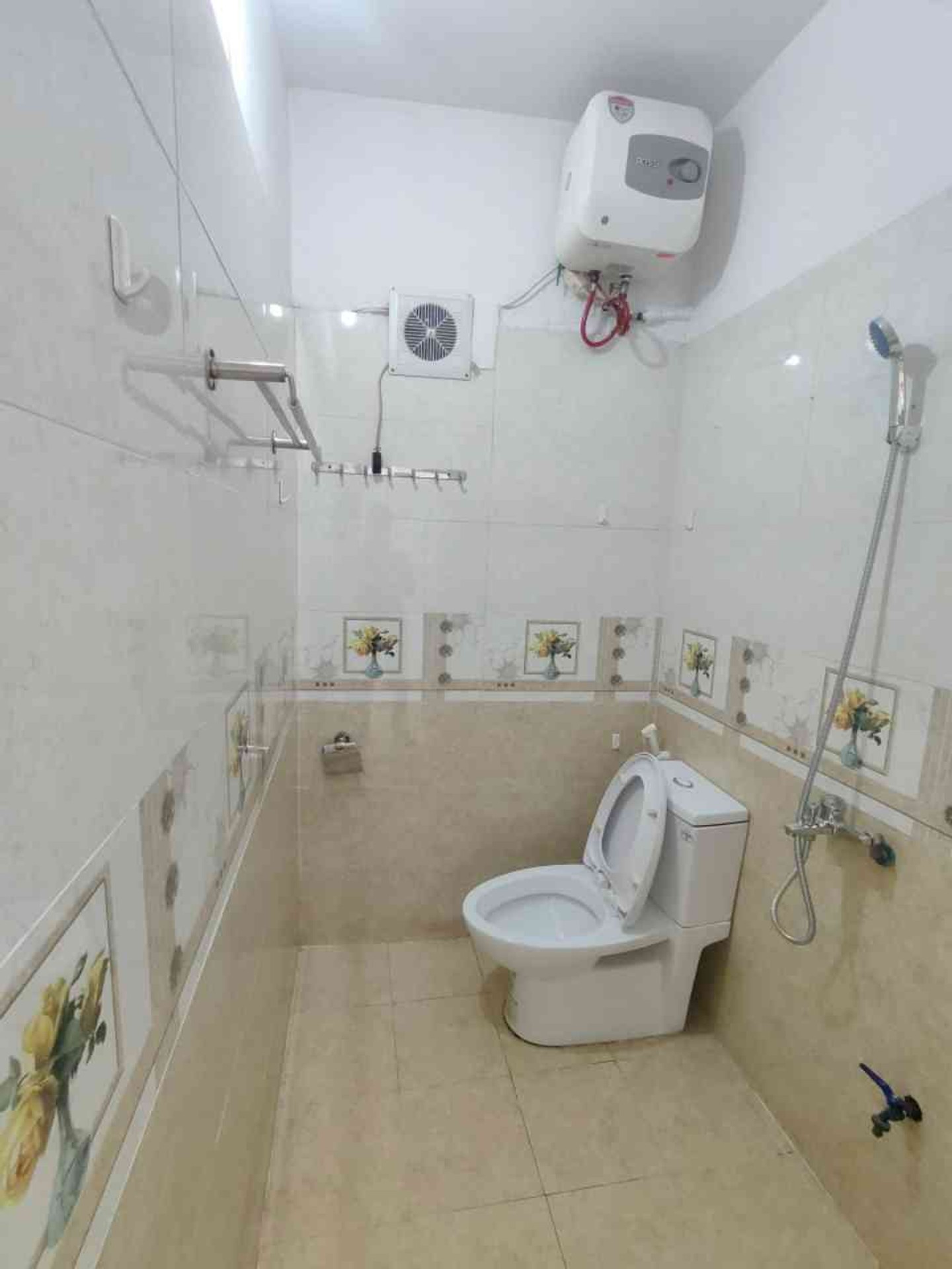 Bán nhà Định Công Thượng - diện tích 20m2 4 tầng - Lô góc 2 mặt ngõ - giá 6,2 tỷ