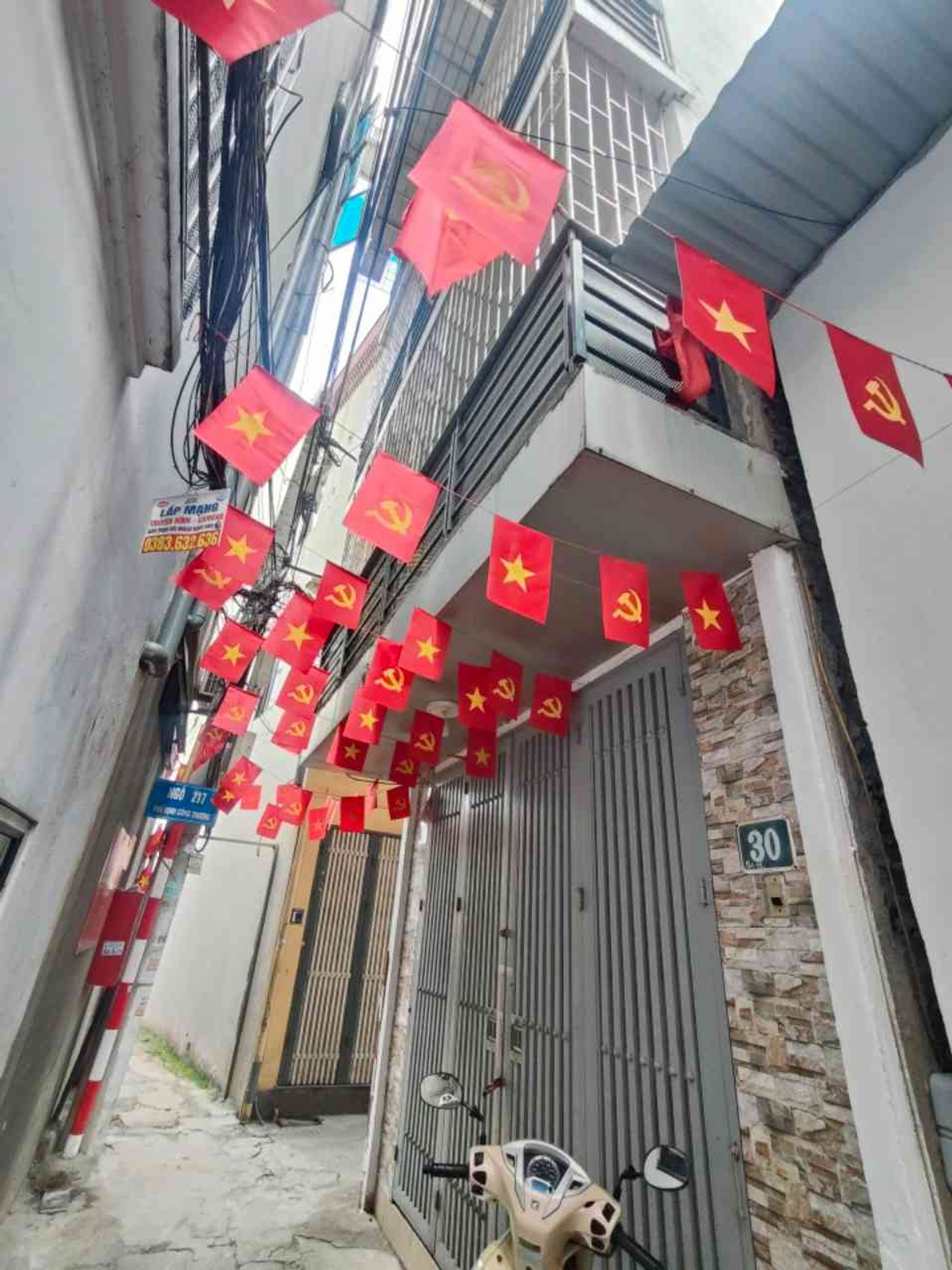 Bán nhà Định Công Thượng - diện tích 20m2 4 tầng - Lô góc 2 mặt ngõ - giá 6,2 tỷ