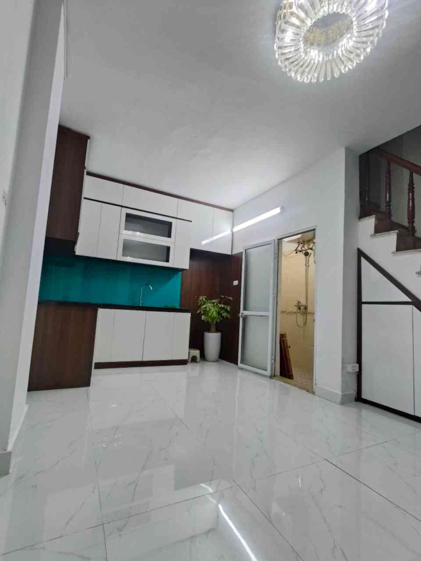 Bán nhà Định Công Thượng - diện tích 20m2 4 tầng - Lô góc 2 mặt ngõ - giá 6,2 tỷ