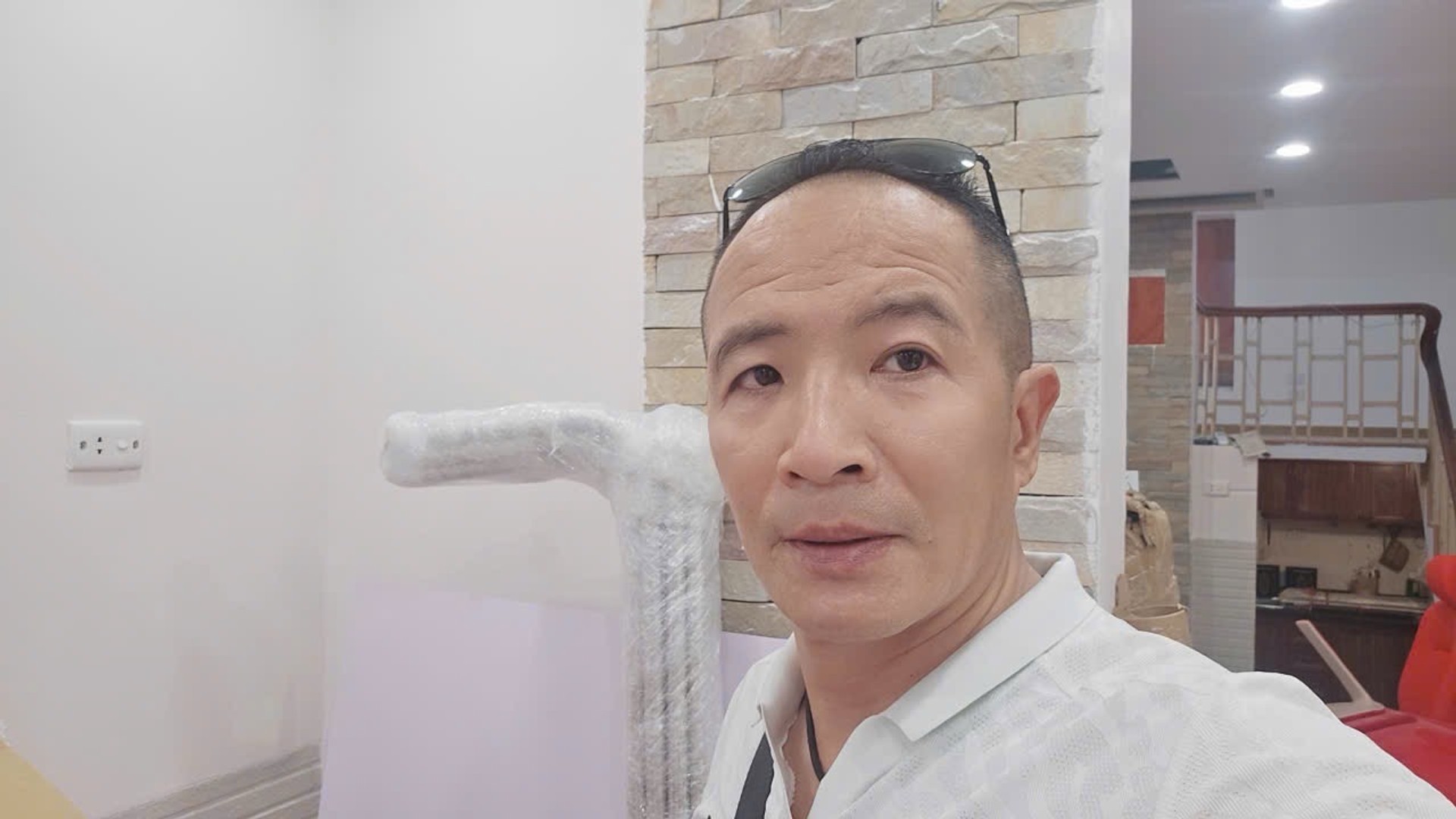 Bán nhà Đê La Thành - diện tích 27m2 1 tầng - Ngõ ô tô tránh - giá 4,35 tỷ