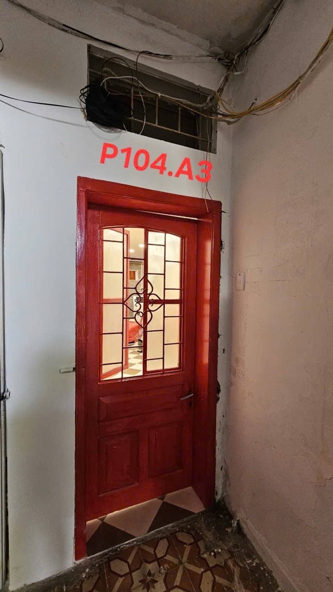 Bán nhà Đê La Thành - diện tích 27m2 1 tầng - Ngõ ô tô tránh - giá 4,35 tỷ