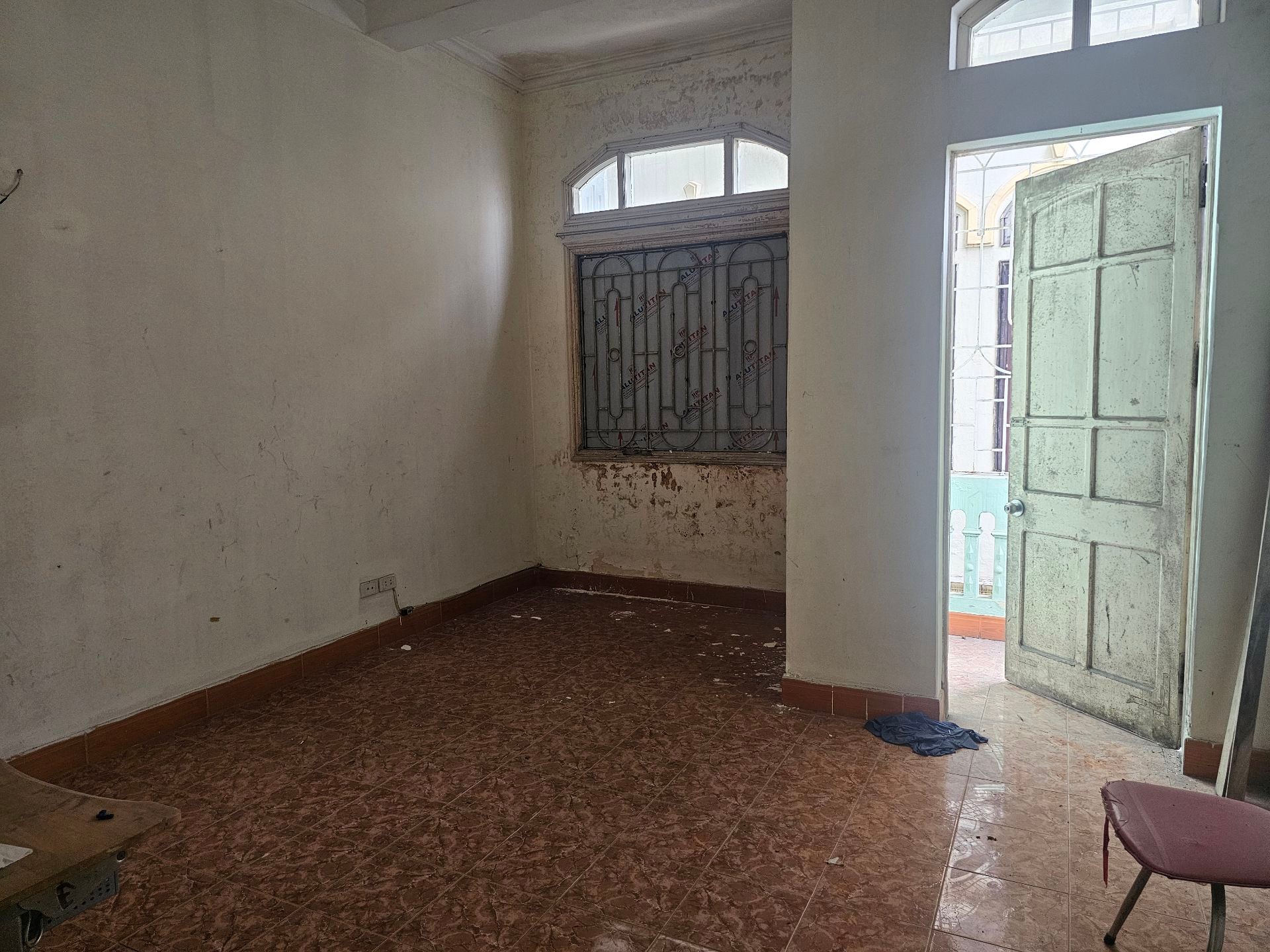 Bán nhà Giải Phóng - diện tích 39m2 4 tầng - ô tô đỗ cửa - giá 11 tỷ