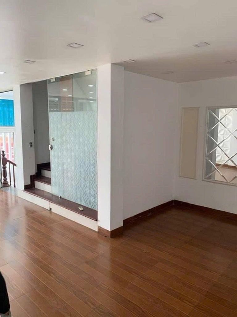 Bán nhà Nguyễn Xiển - diện tích 47m2 6 tầng - ô tô tránh - giá 25 tỷ