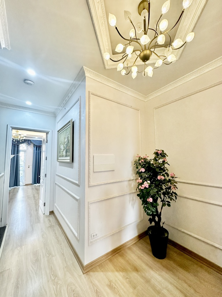 Bán nhà Ngõ 3 ô tô tránh - diện tích 108m2 6 tầng - Thoáng trước, sau - giá 38 tỷ