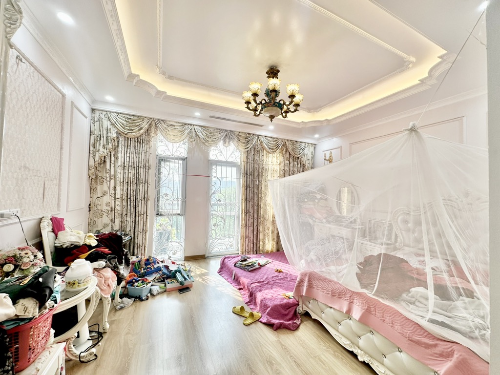 Bán nhà Ngõ 3 ô tô tránh - diện tích 108m2 6 tầng - Thoáng trước, sau - giá 38 tỷ