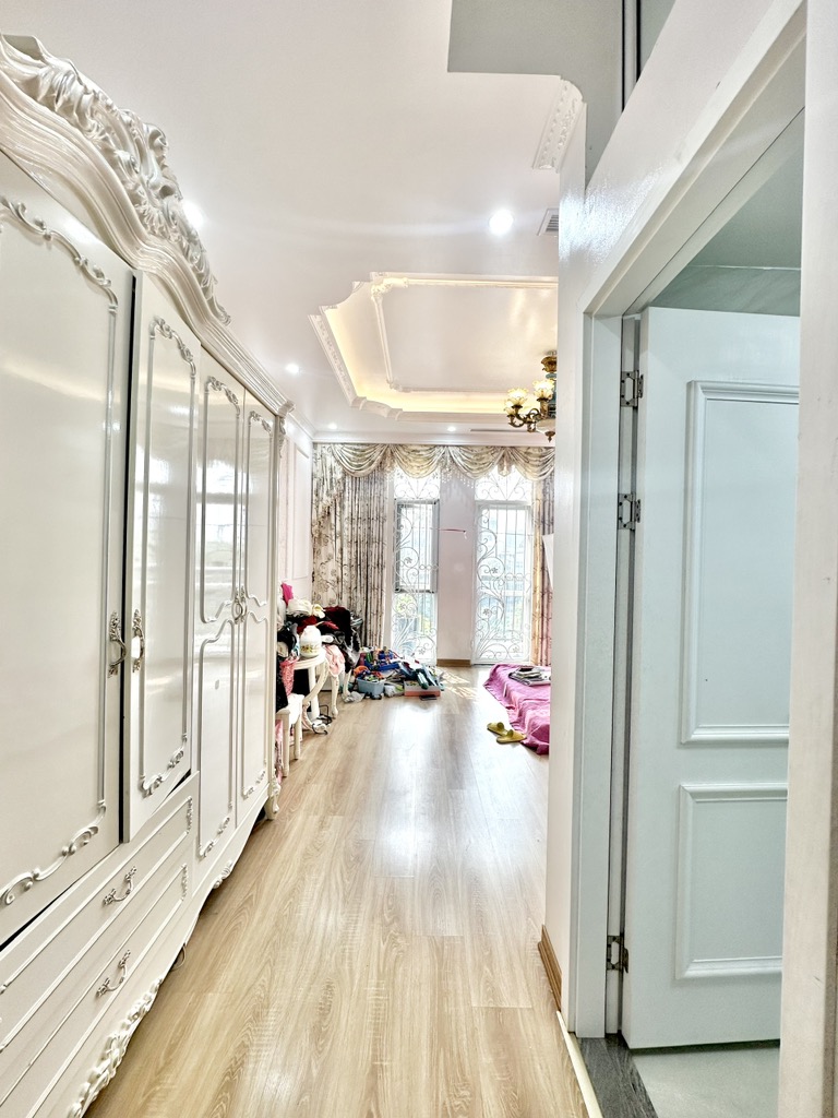 Bán nhà Ngõ 3 ô tô tránh - diện tích 108m2 6 tầng - Thoáng trước, sau - giá 38 tỷ