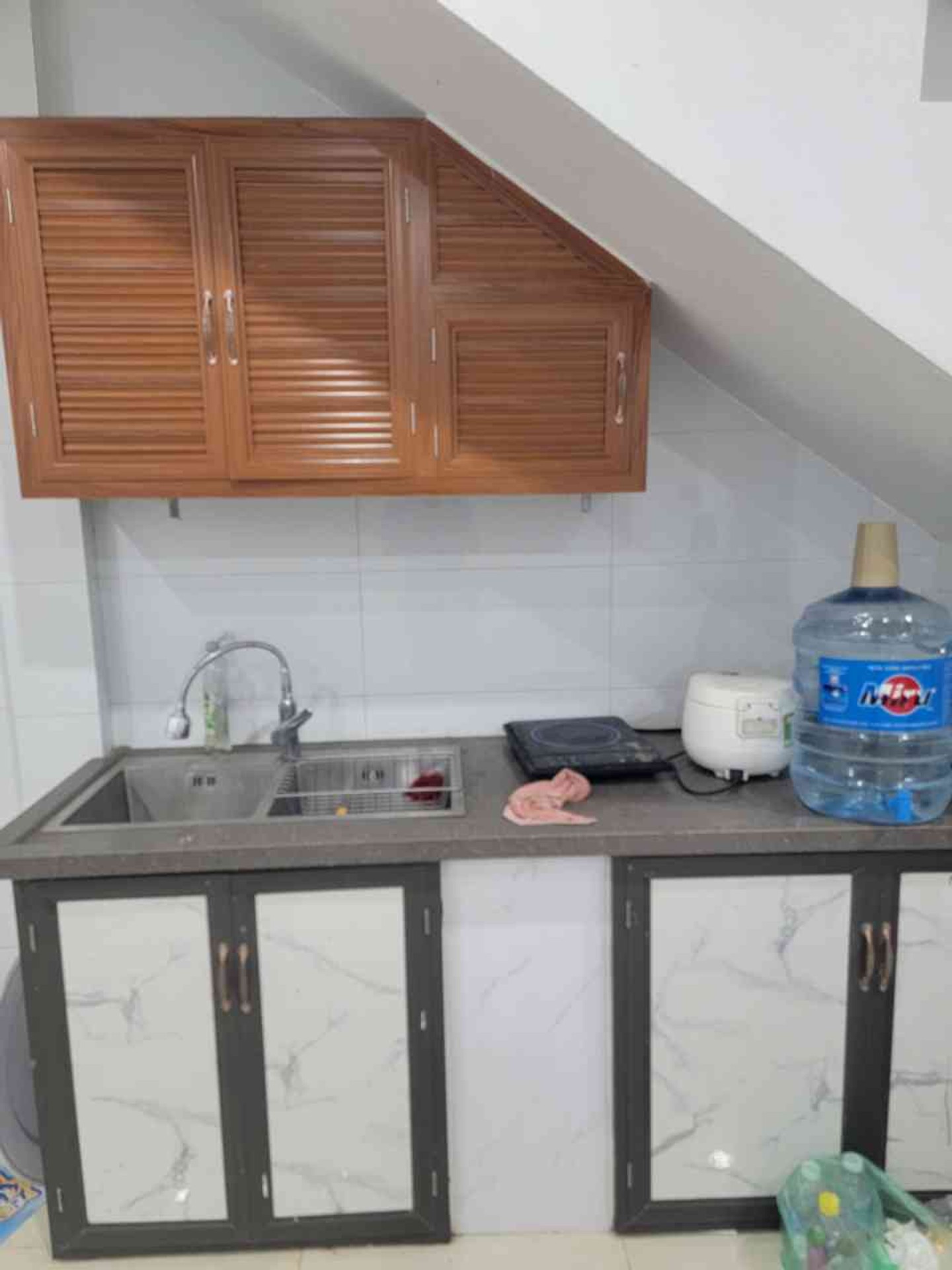 Bán nhà Đông Thiên - diện tích 30m2 3 tầng - 10M RA Ô TÔ TRÁNH - giá 2,8 tỷ