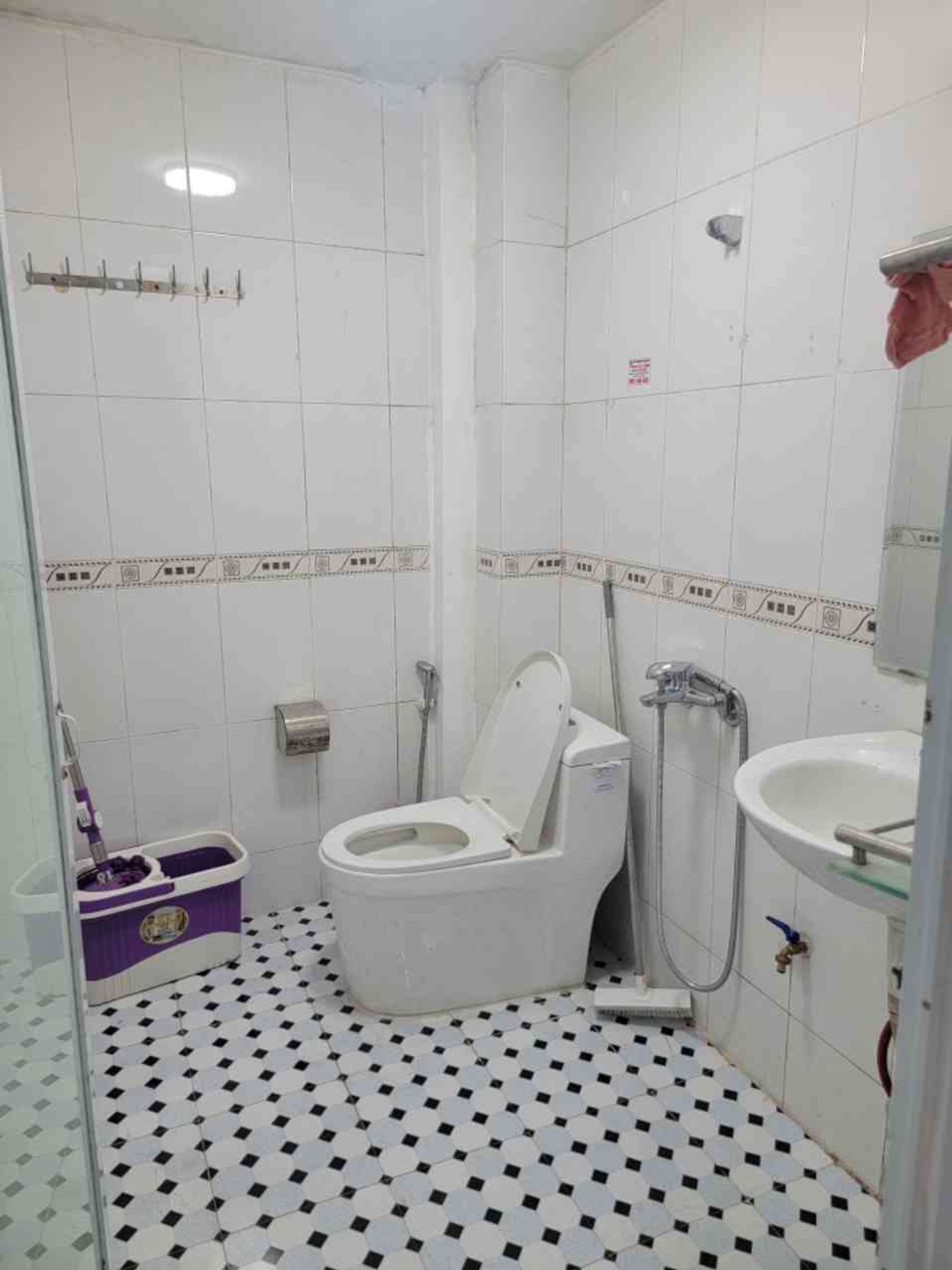 Bán nhà Đông Thiên - diện tích 30m2 3 tầng - 10M RA Ô TÔ TRÁNH - giá 2,8 tỷ